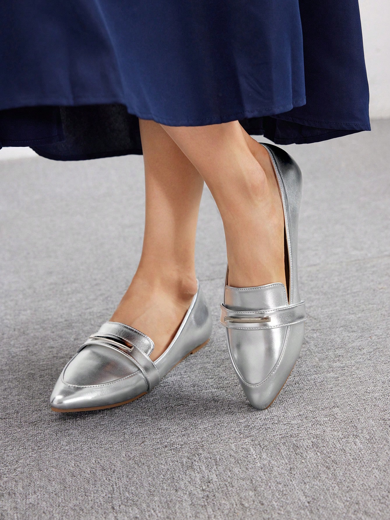 In Silver Women Flats