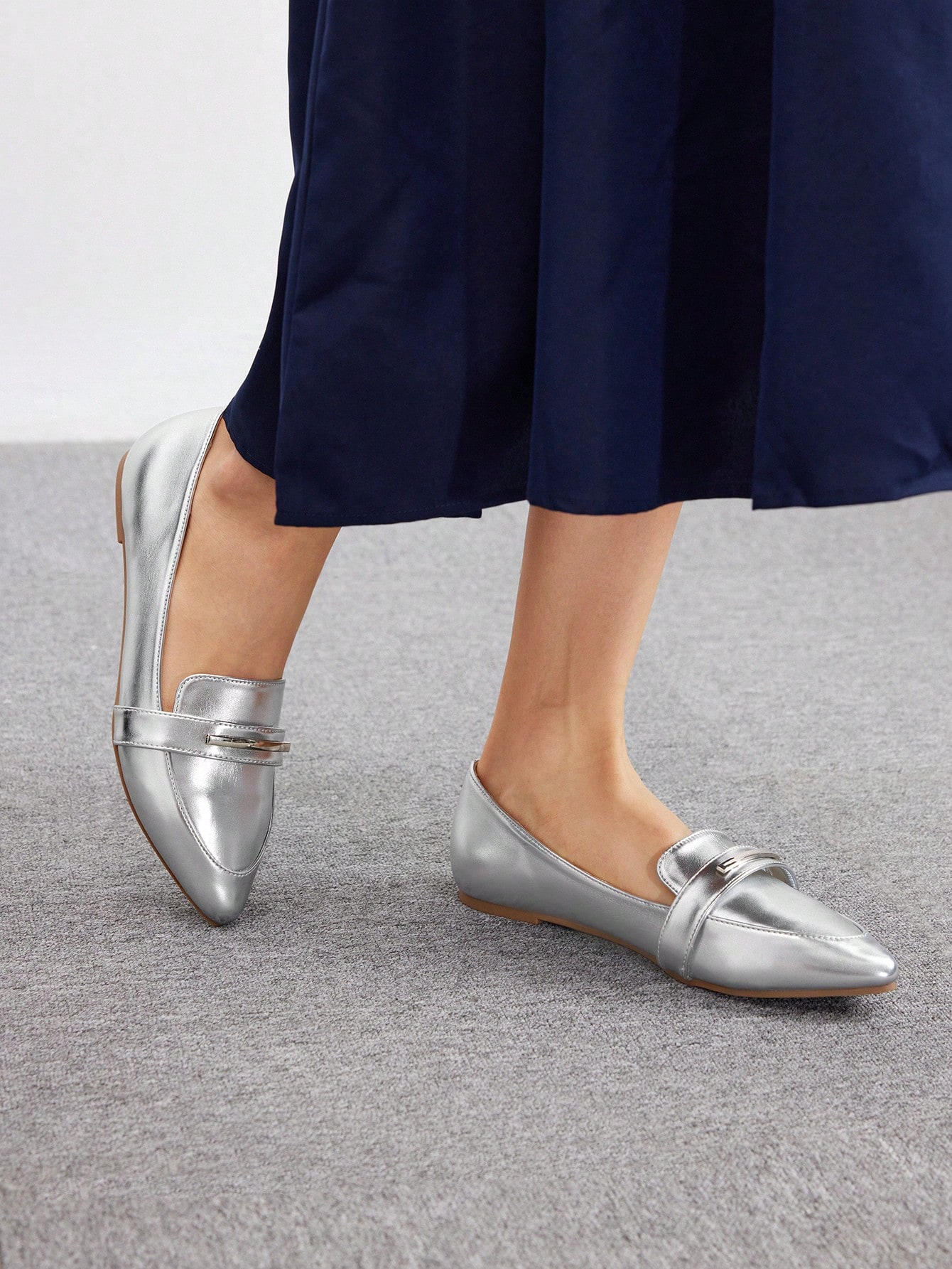 In Silver Women Flats