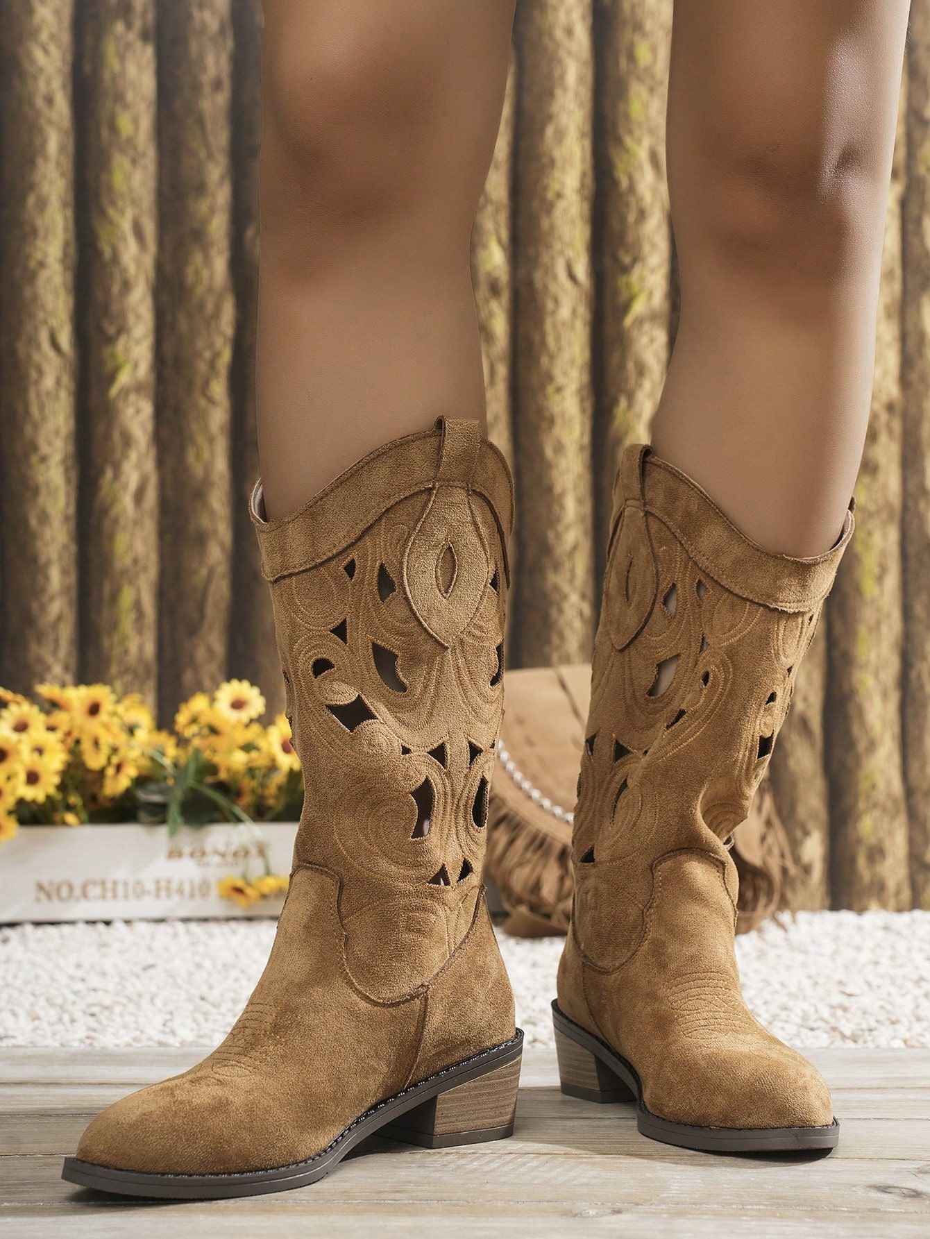 In Brown Women Mid-Calf Boots