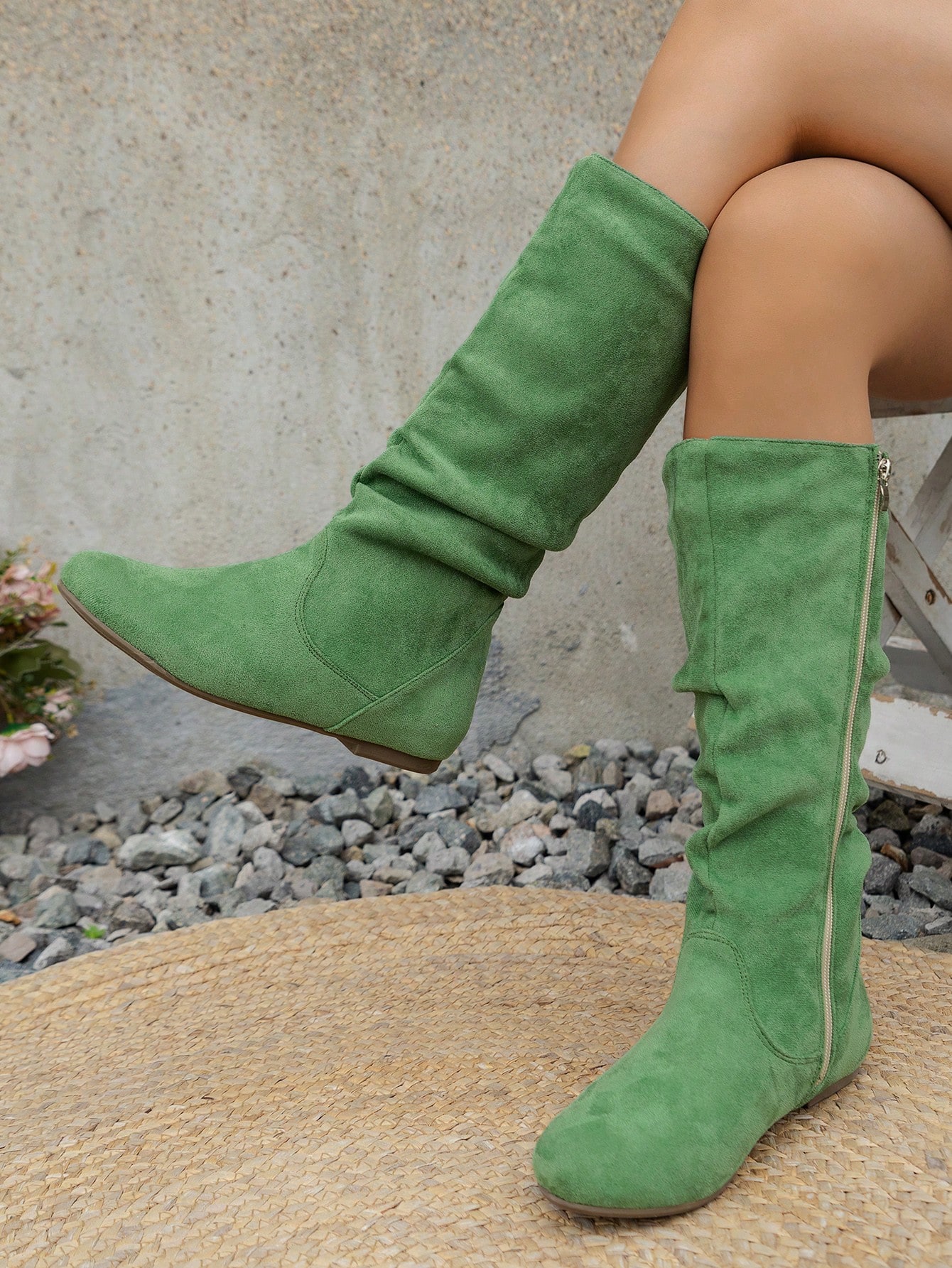 In Green Women Fashion Boots