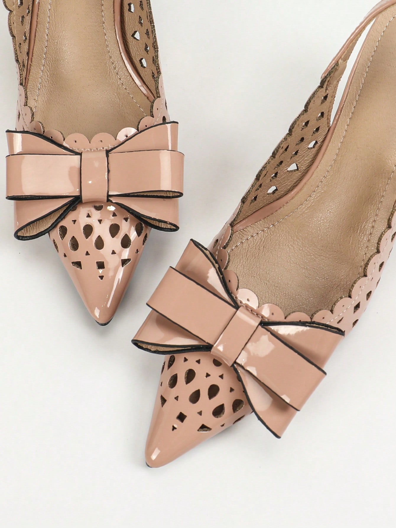 In Dusty Pink Women Pumps