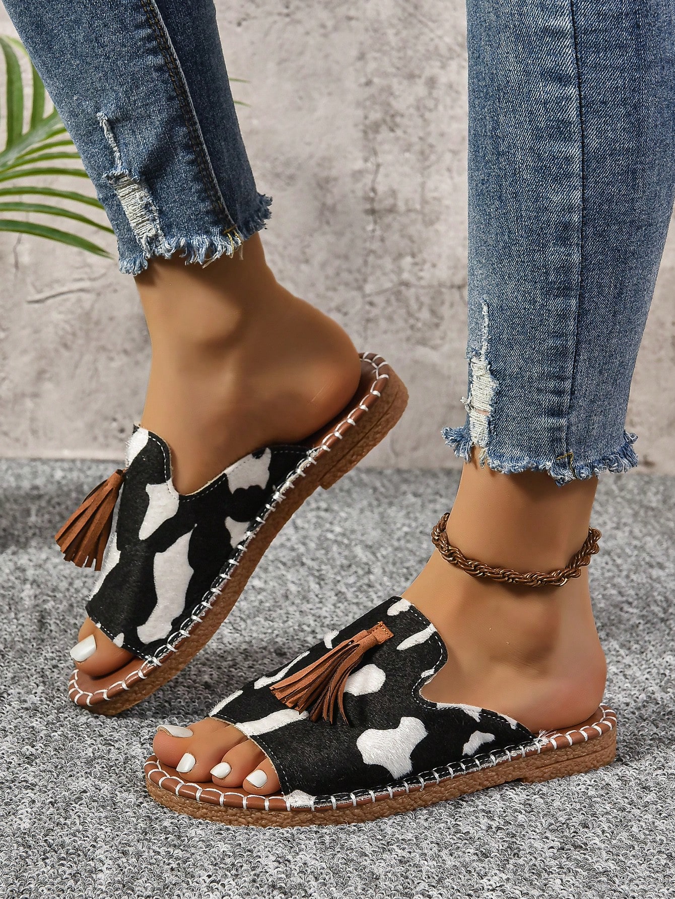 In Black and White Women Sandals