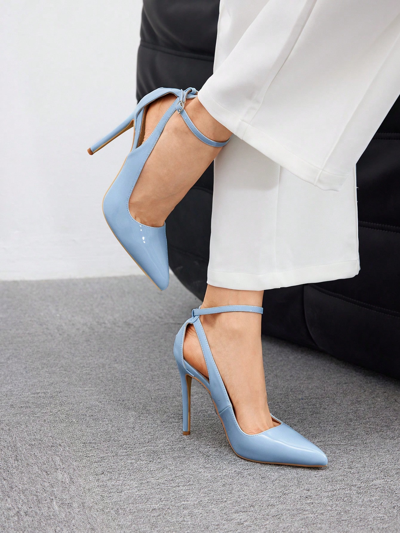 In Baby Blue Women Pumps