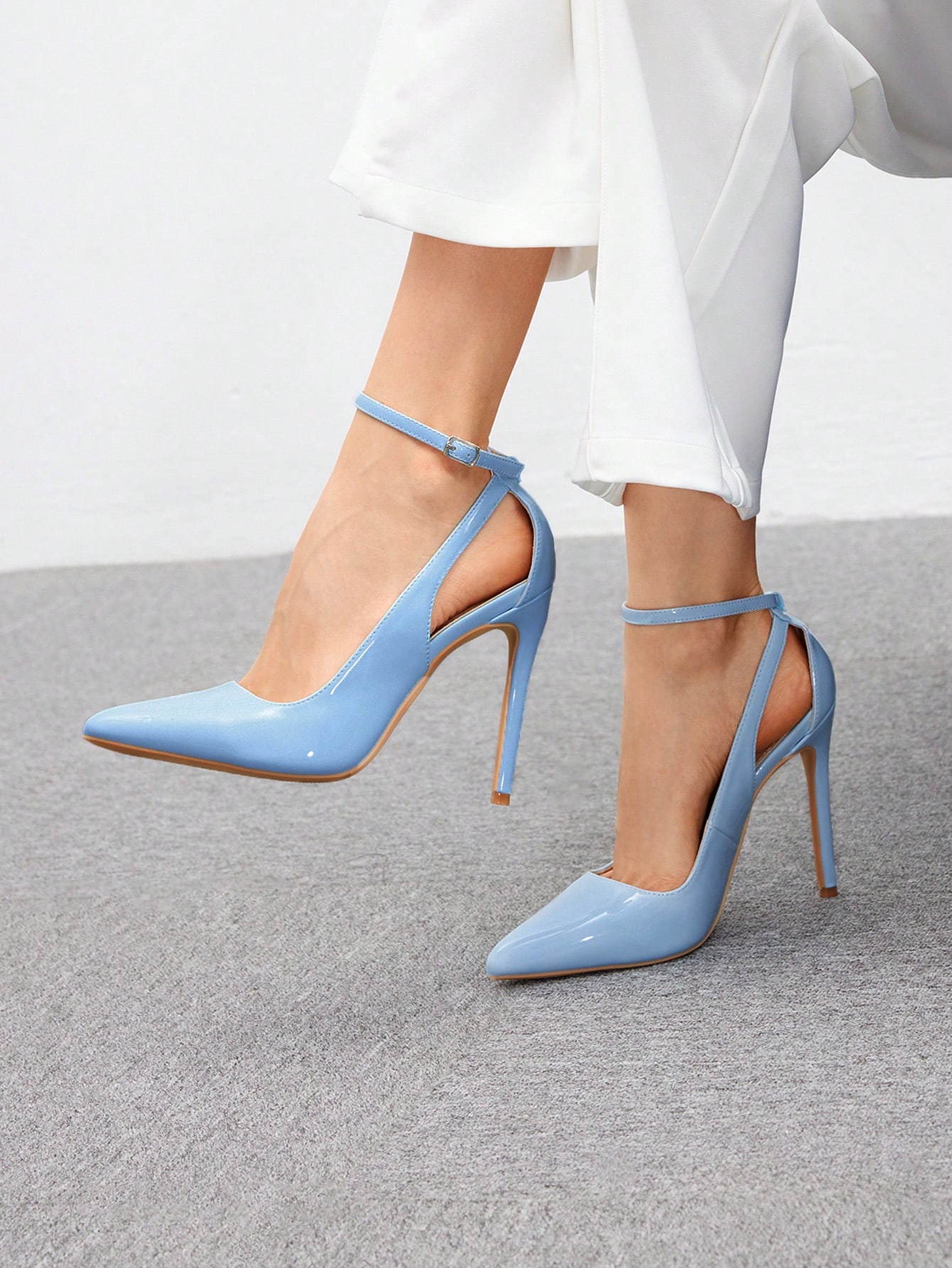 In Baby Blue Women Pumps