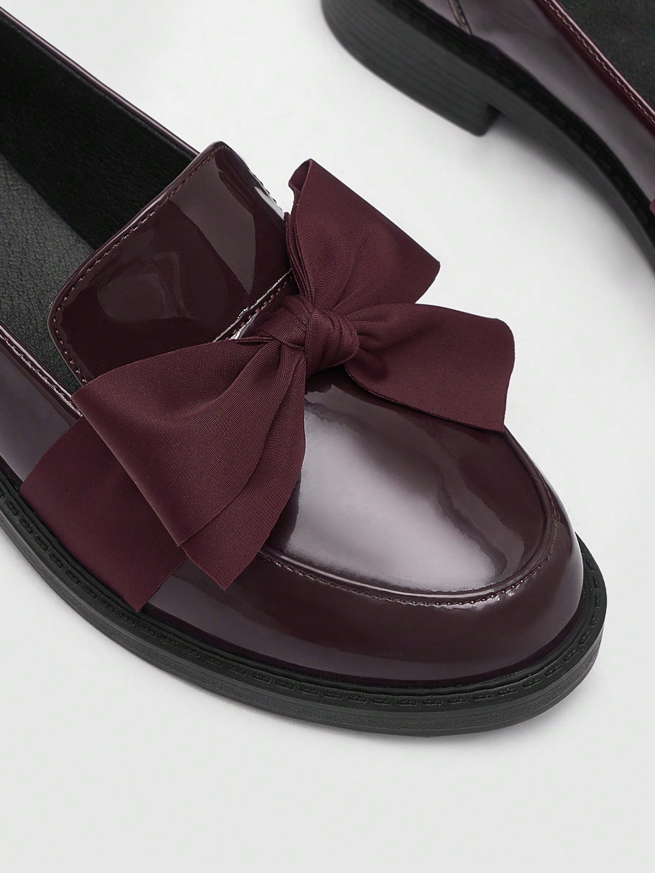 In Burgundy Women Flats