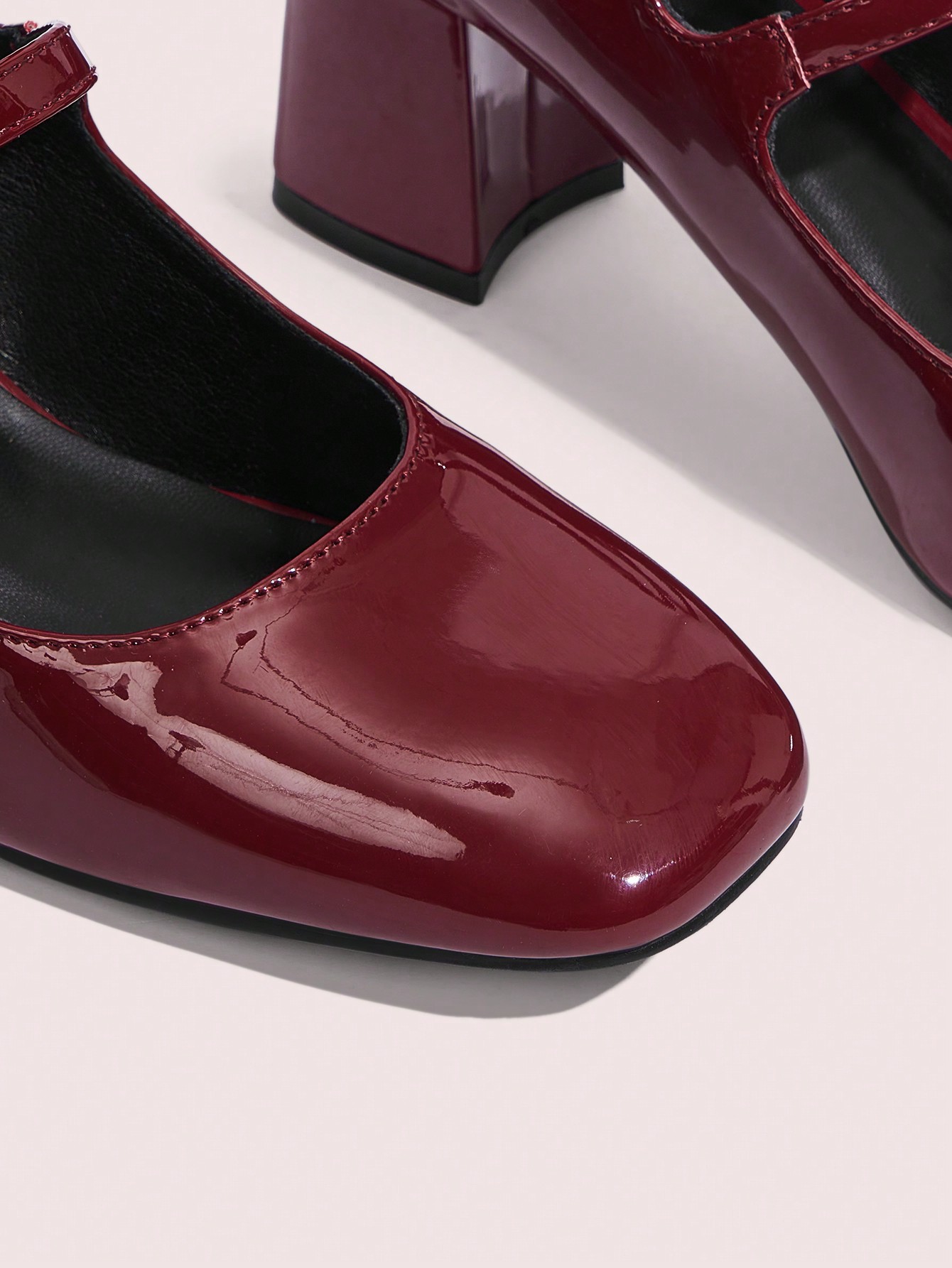 In Burgundy Women Pumps