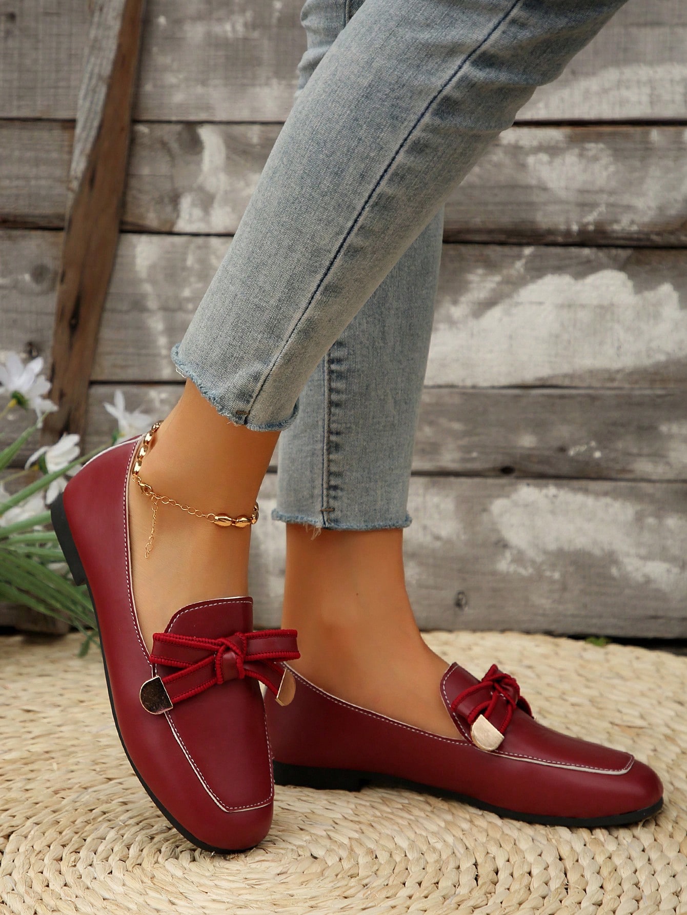 In Burgundy Women Flats