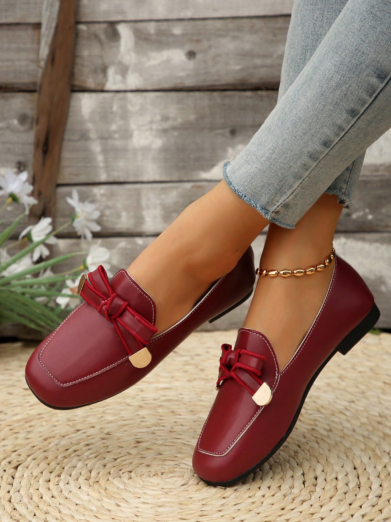 In Burgundy Women Flats