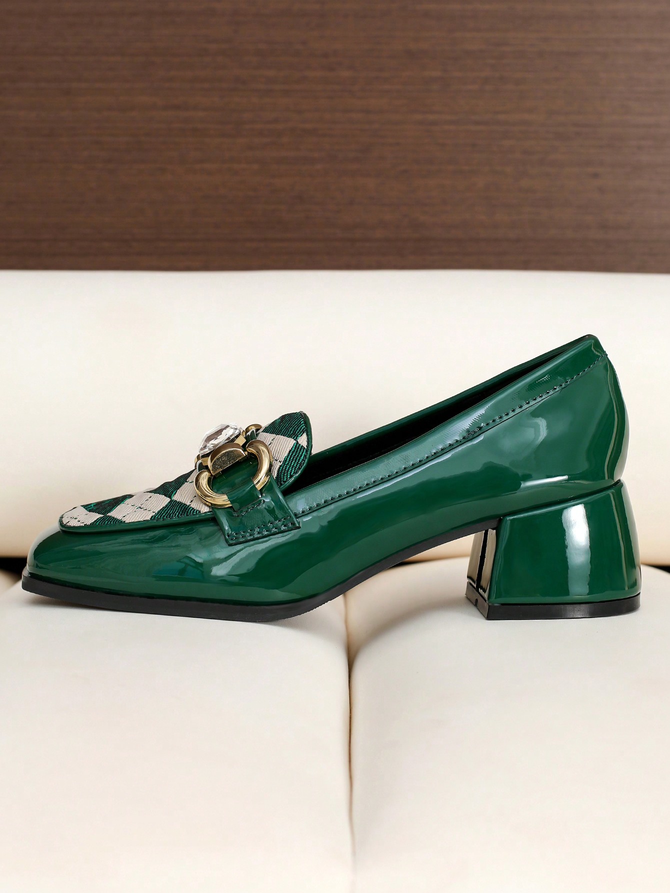 In Green Women Pumps