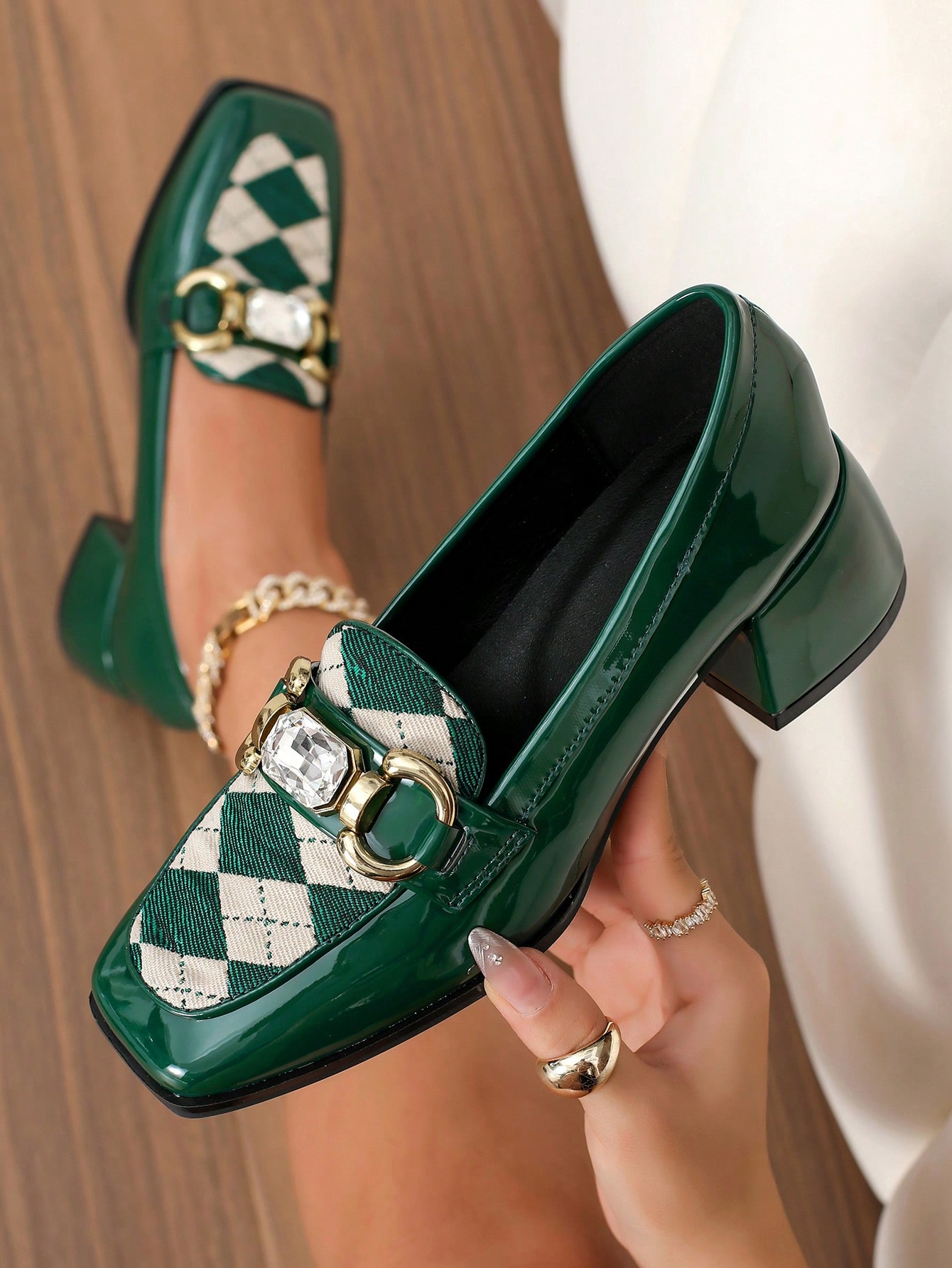 In Green Women Pumps