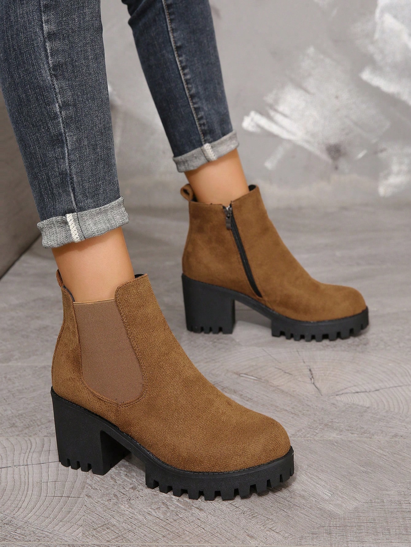 In Brown Women Ankle Boots & Booties