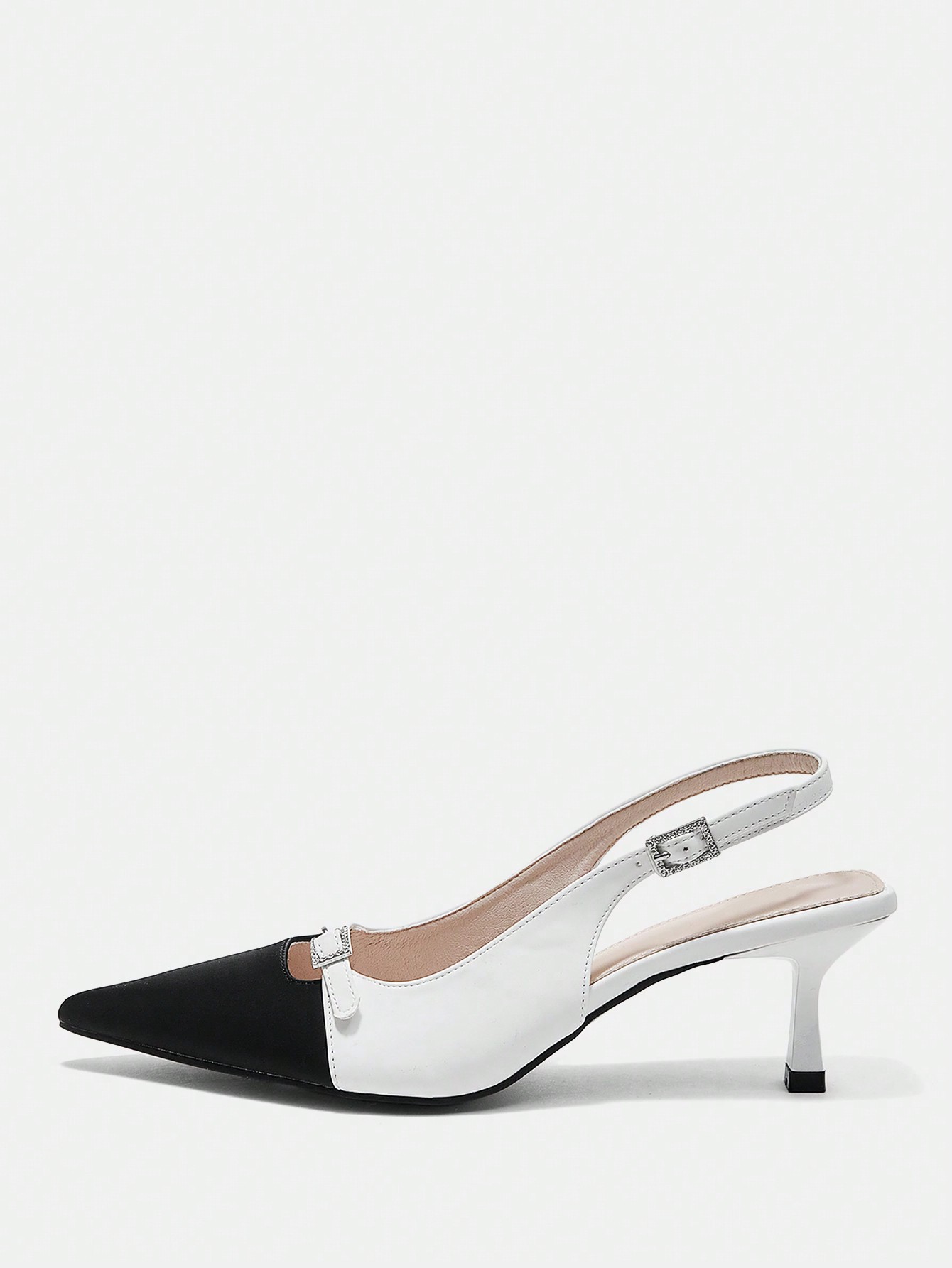 In Black and White Women Pumps