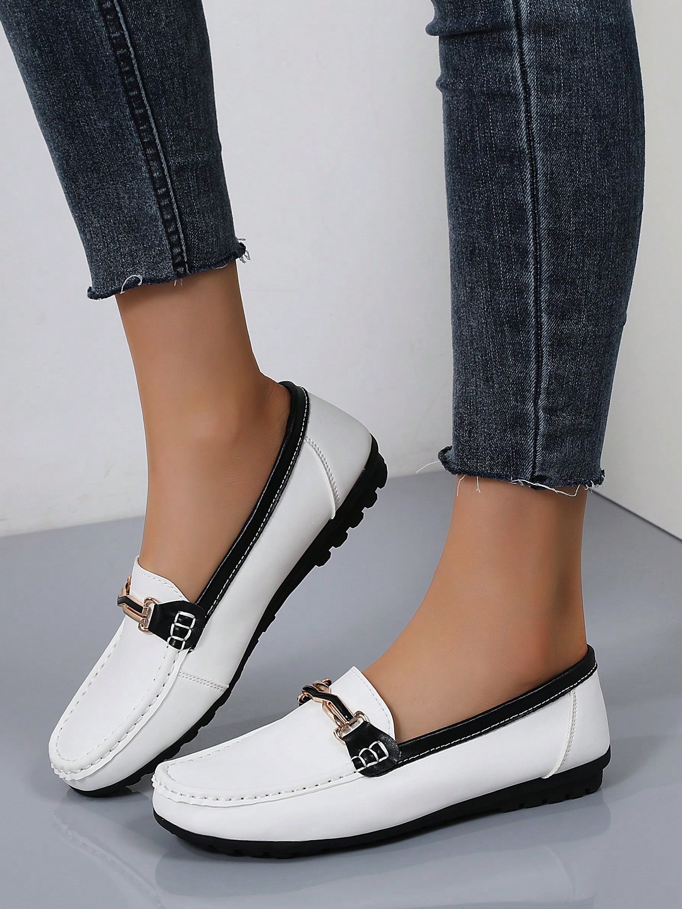 In Black and White Women Flats