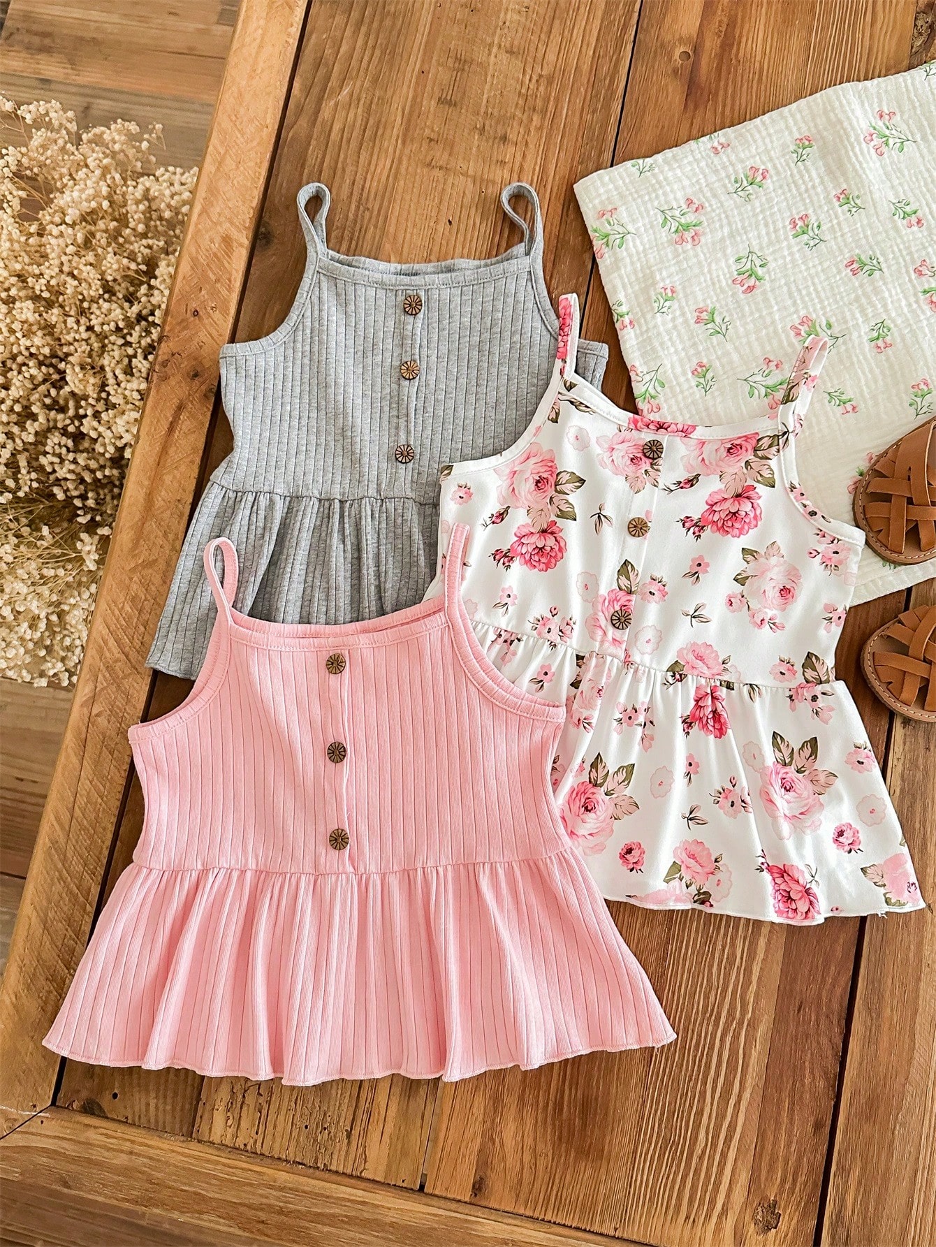 Young Girls Tank Tops & Camis