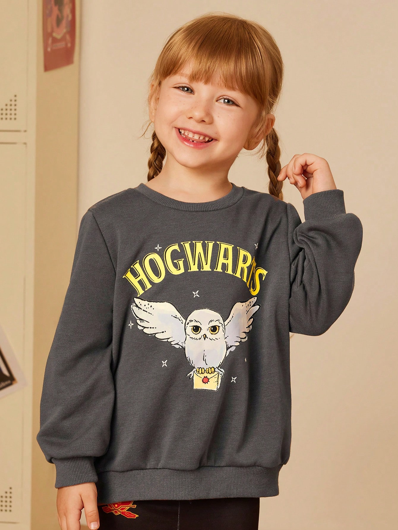 Young Girls Sweatshirts