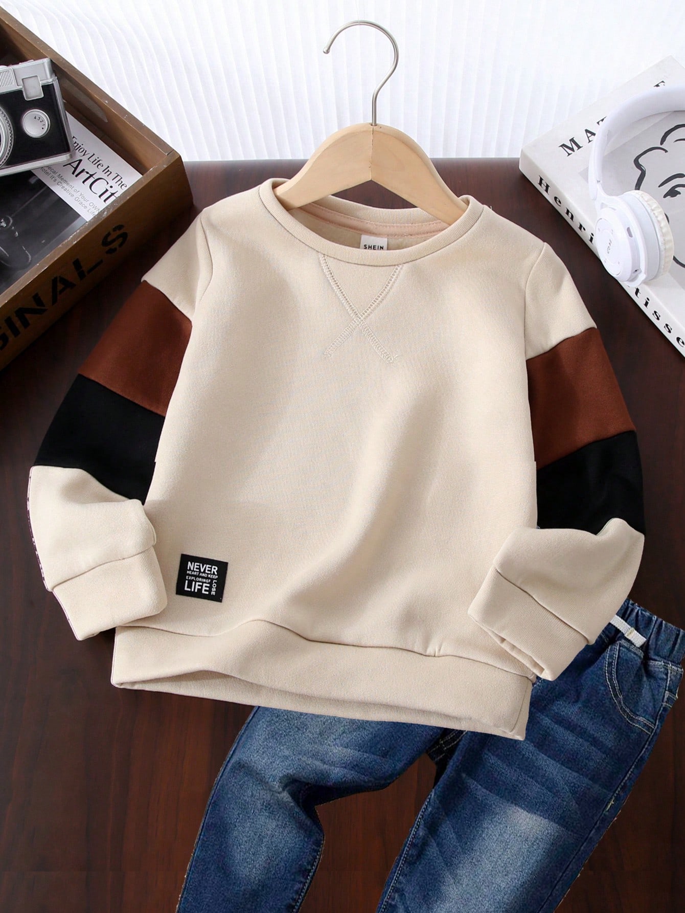 Young Boys Sweatshirts