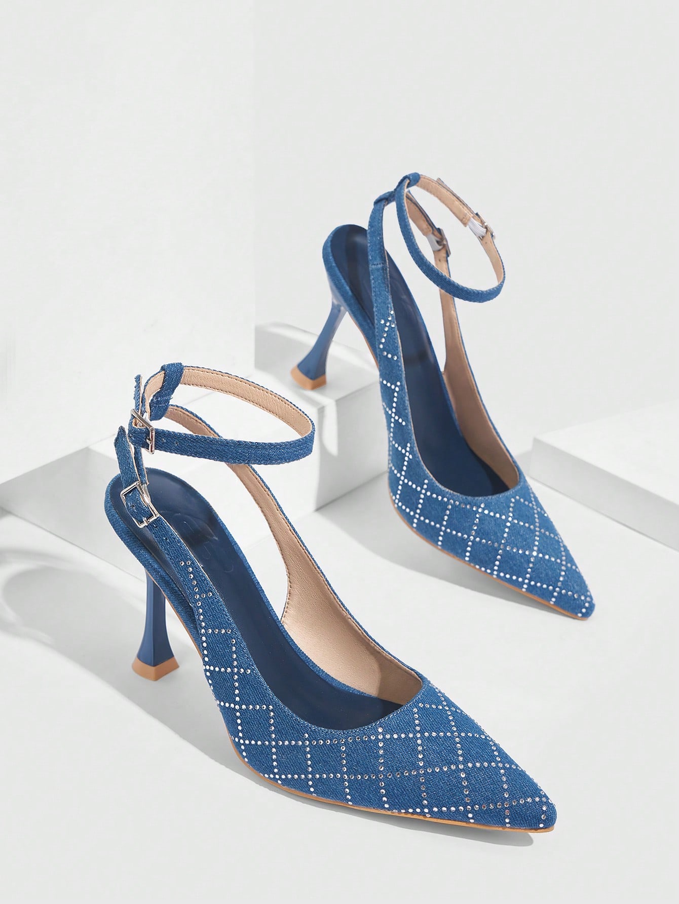 In Blue Women Pumps