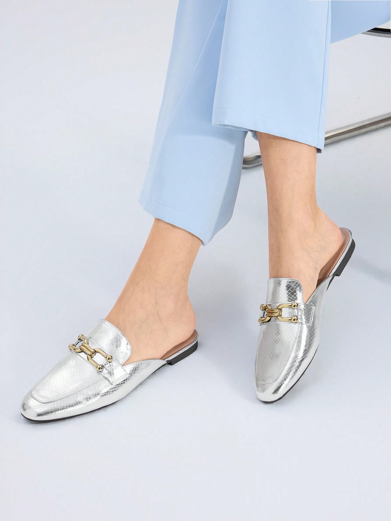 In Silver Women Flats