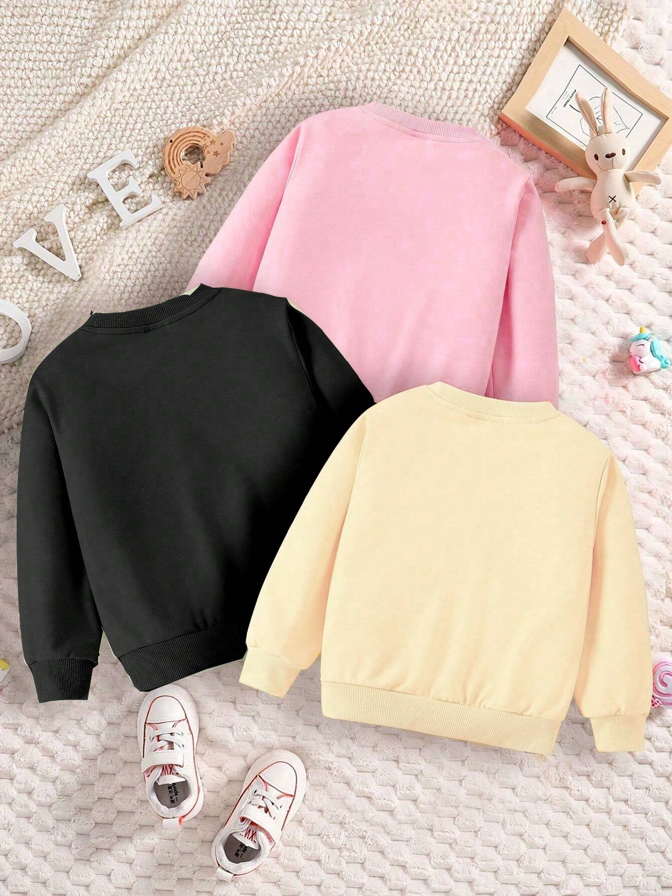 Young Girls Sweatshirts