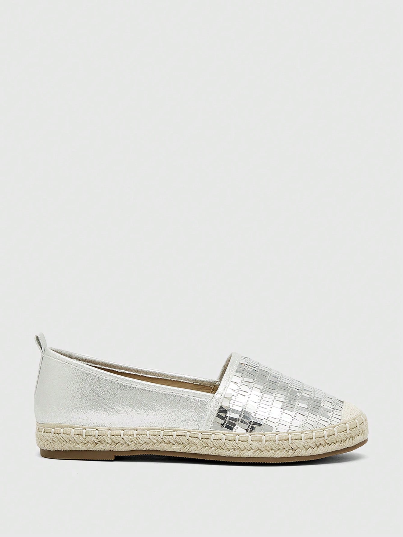 In Silver Women Flats