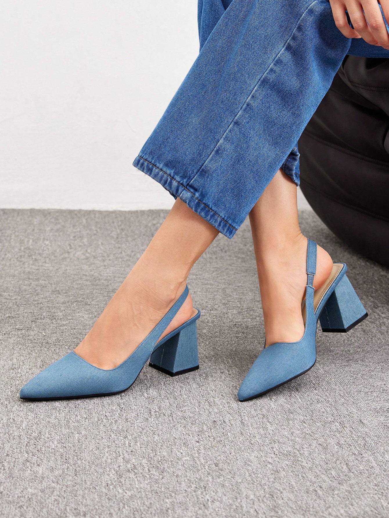 In Blue Women Pumps