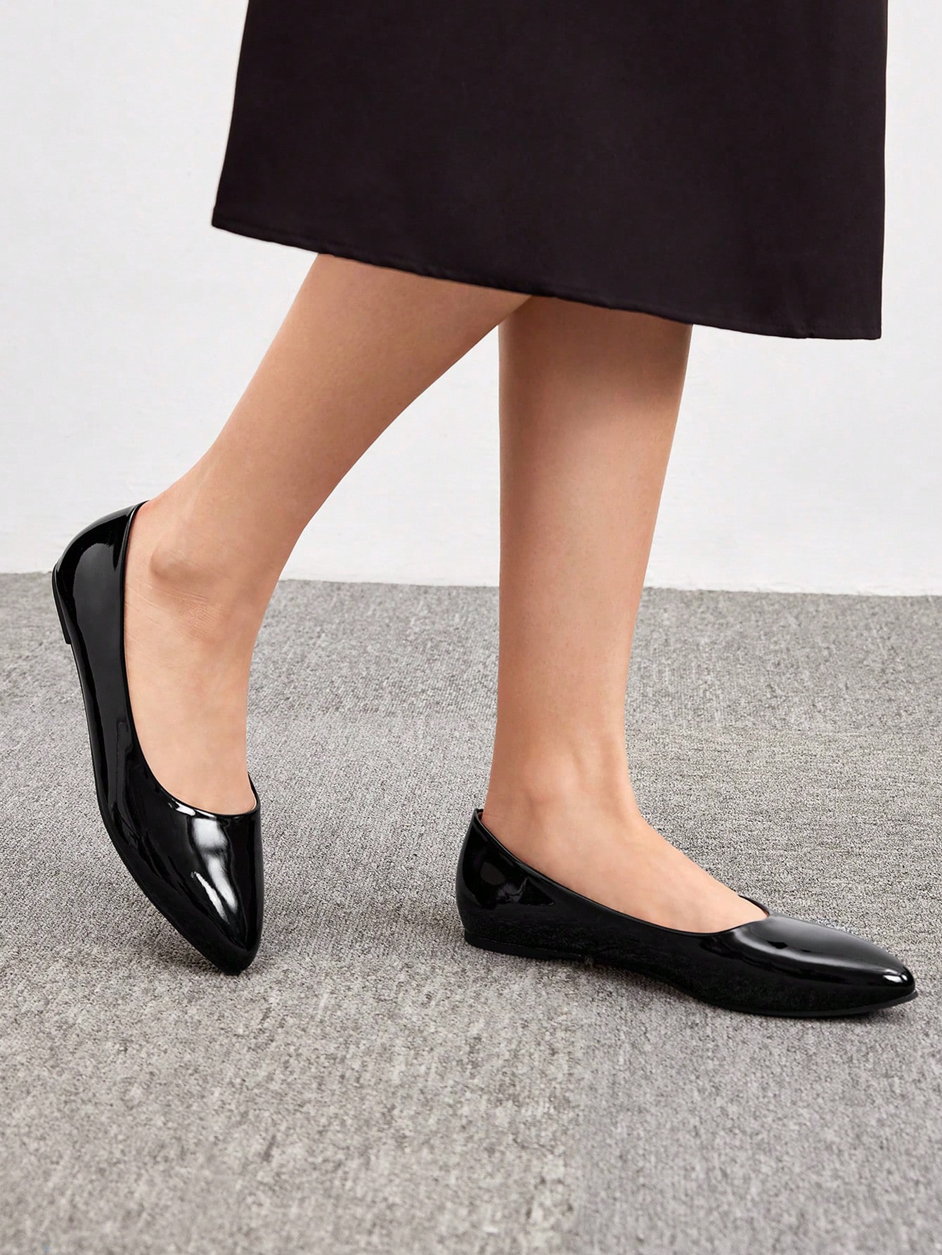 In Black Women Flats