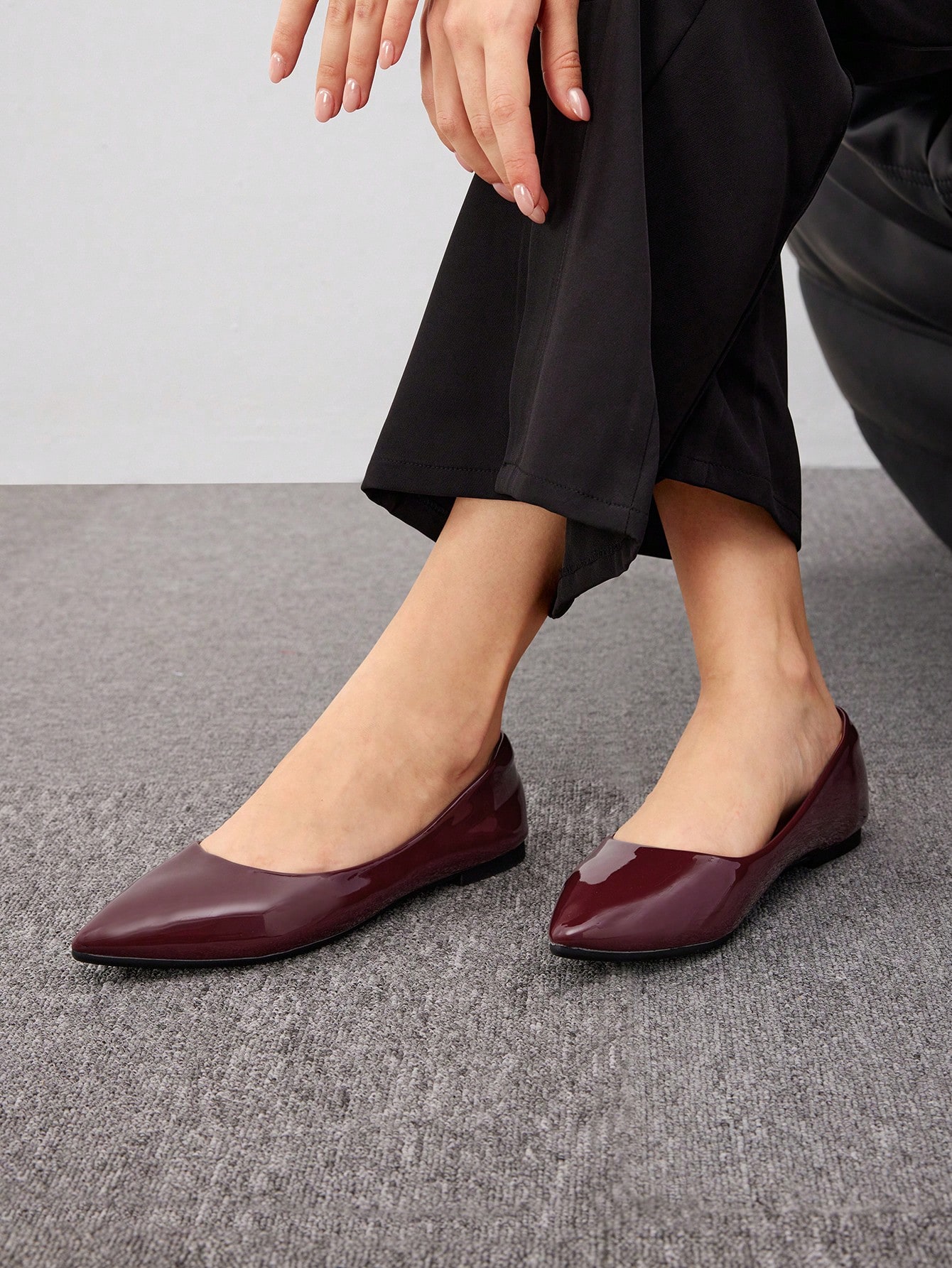 In Burgundy Women Flats