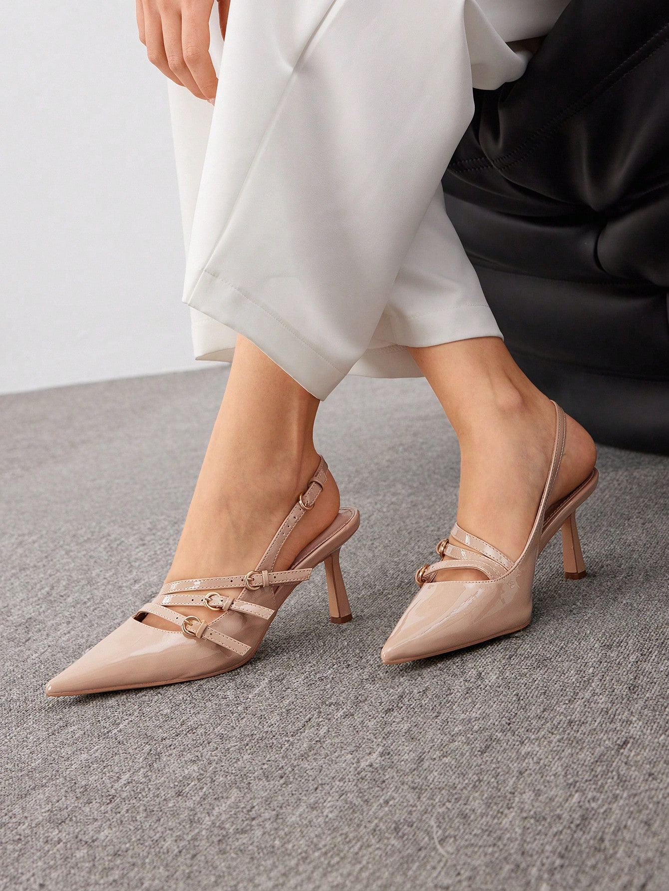 In Dusty Pink Women Pumps