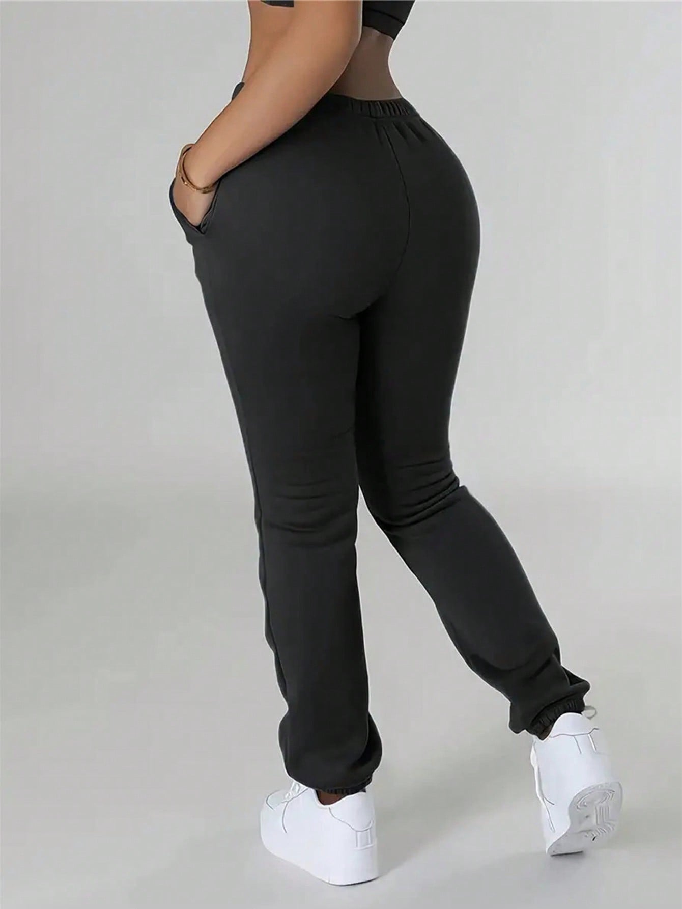 In Black Plus Size Sweatpants