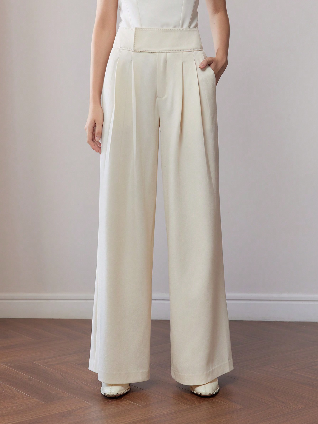 In Beige Women Pants