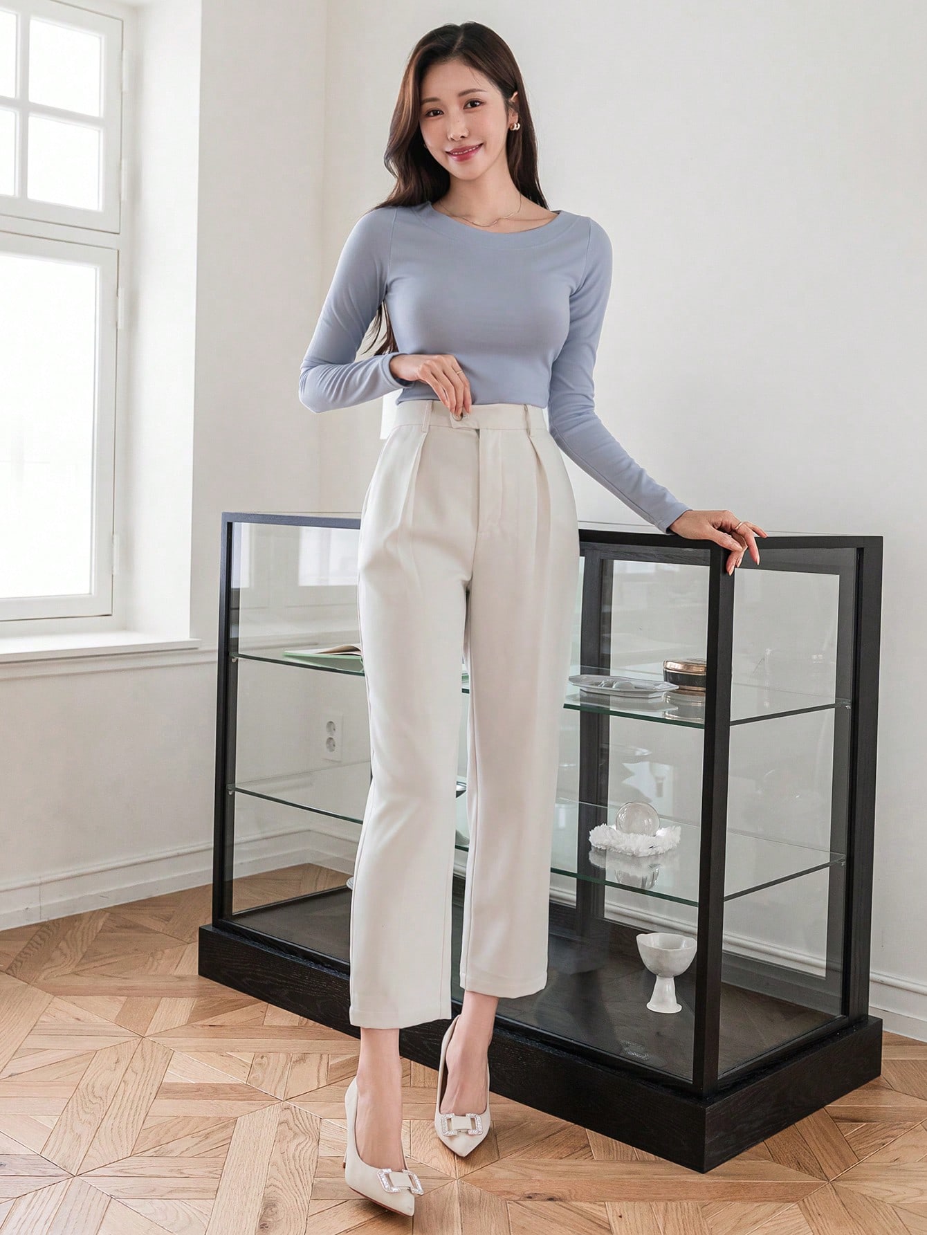 In Beige Women Pants