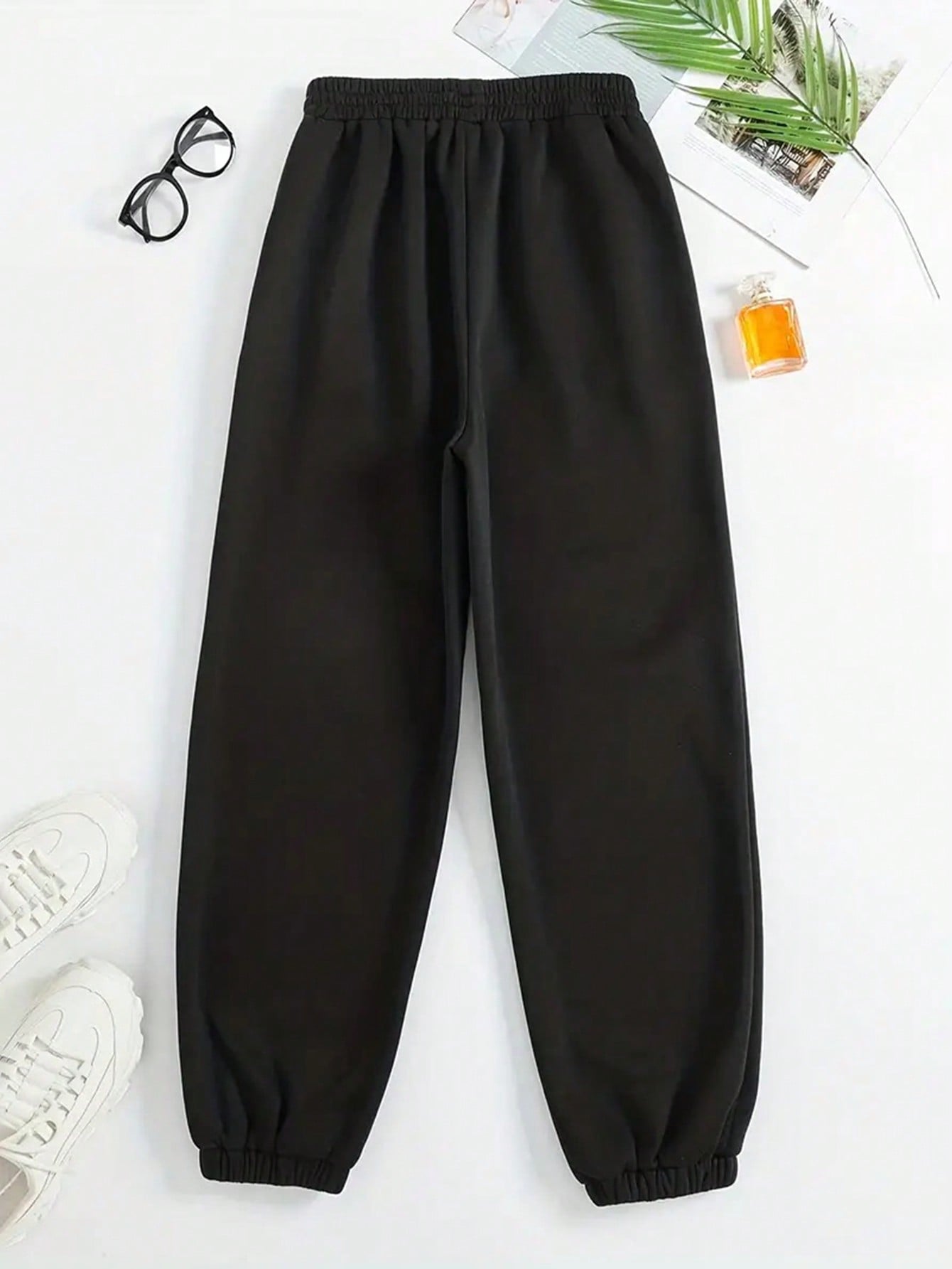 In Black Plus Size Sweatpants