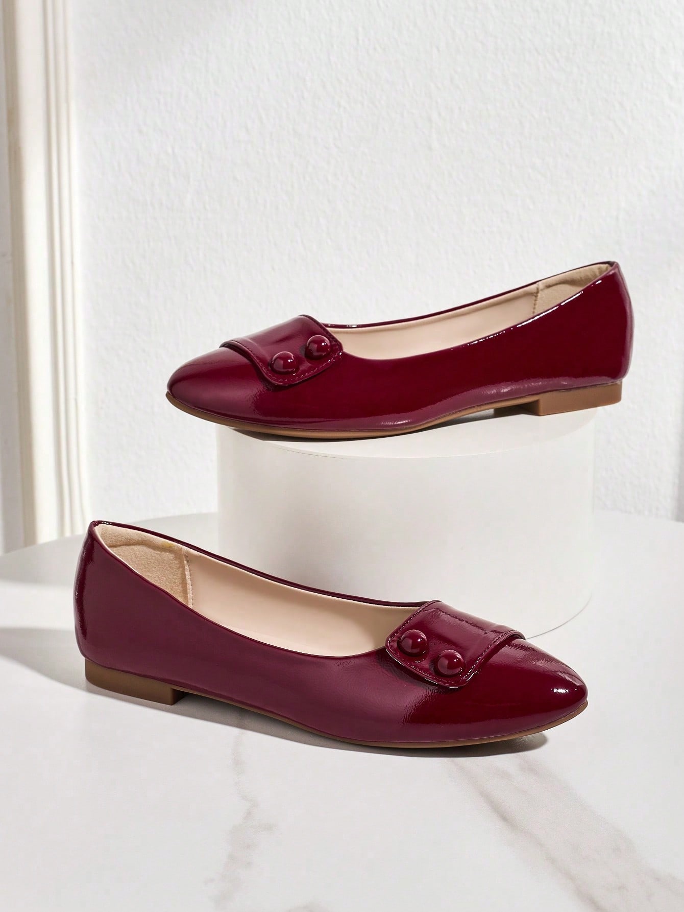 In Burgundy Women Flats