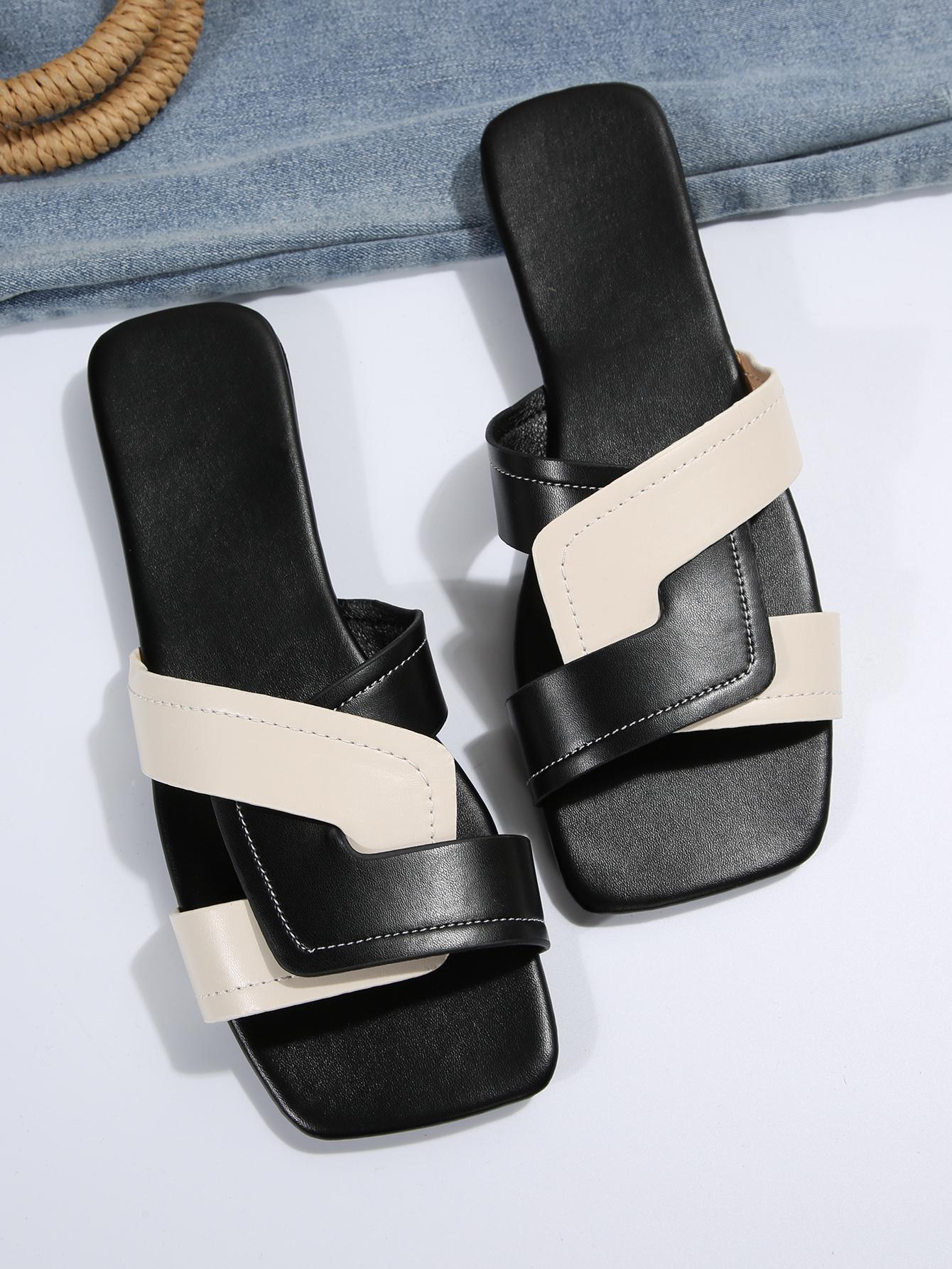 In Black and White Women Sandals