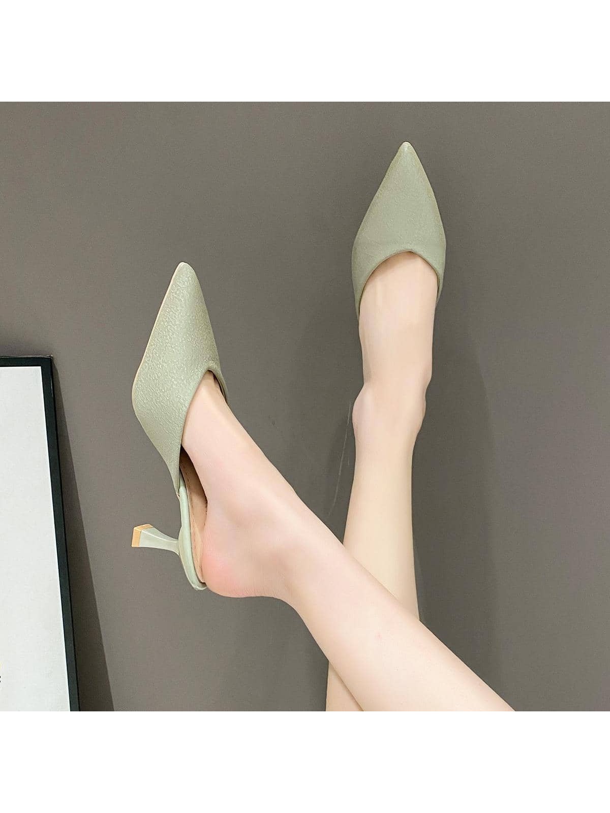 In Green Women Pumps