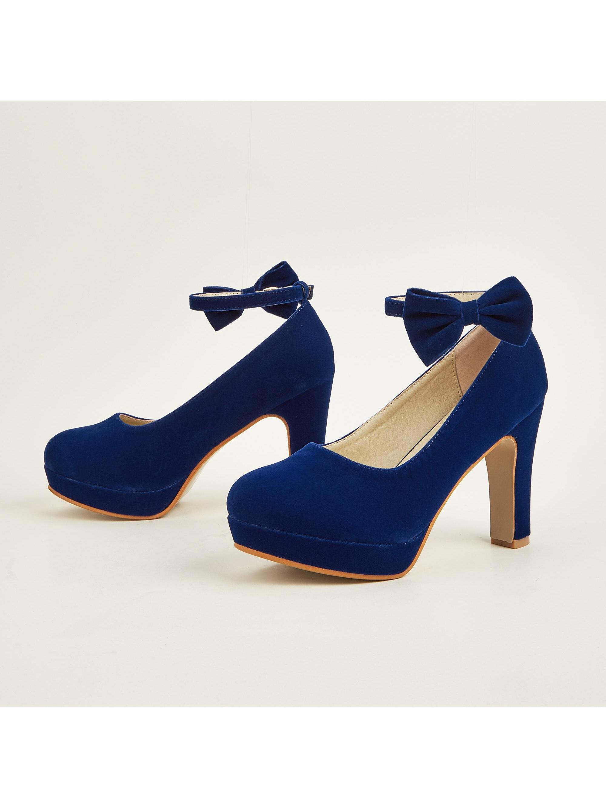 In Navy Blue Women Pumps