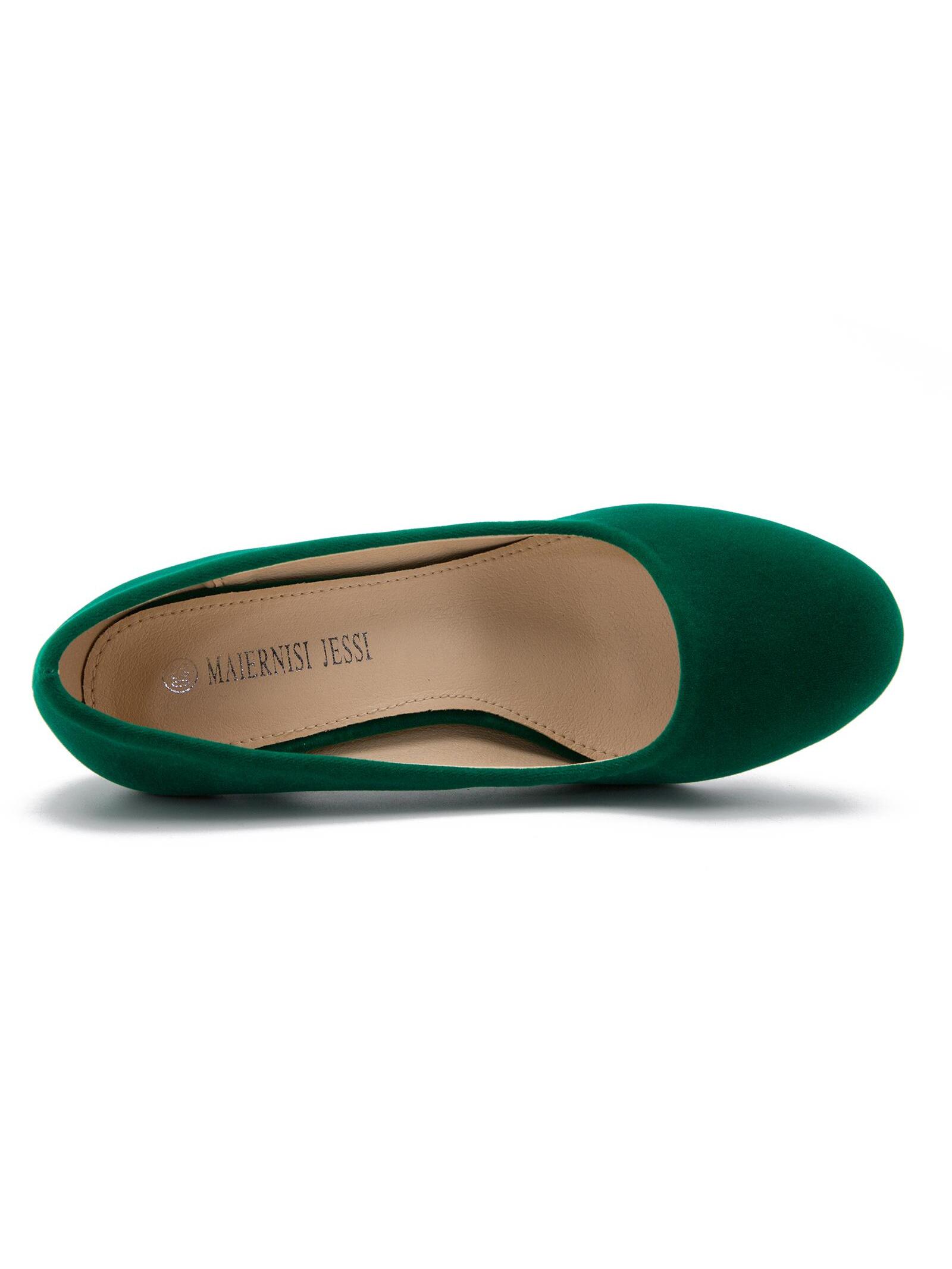 In Green Women Pumps