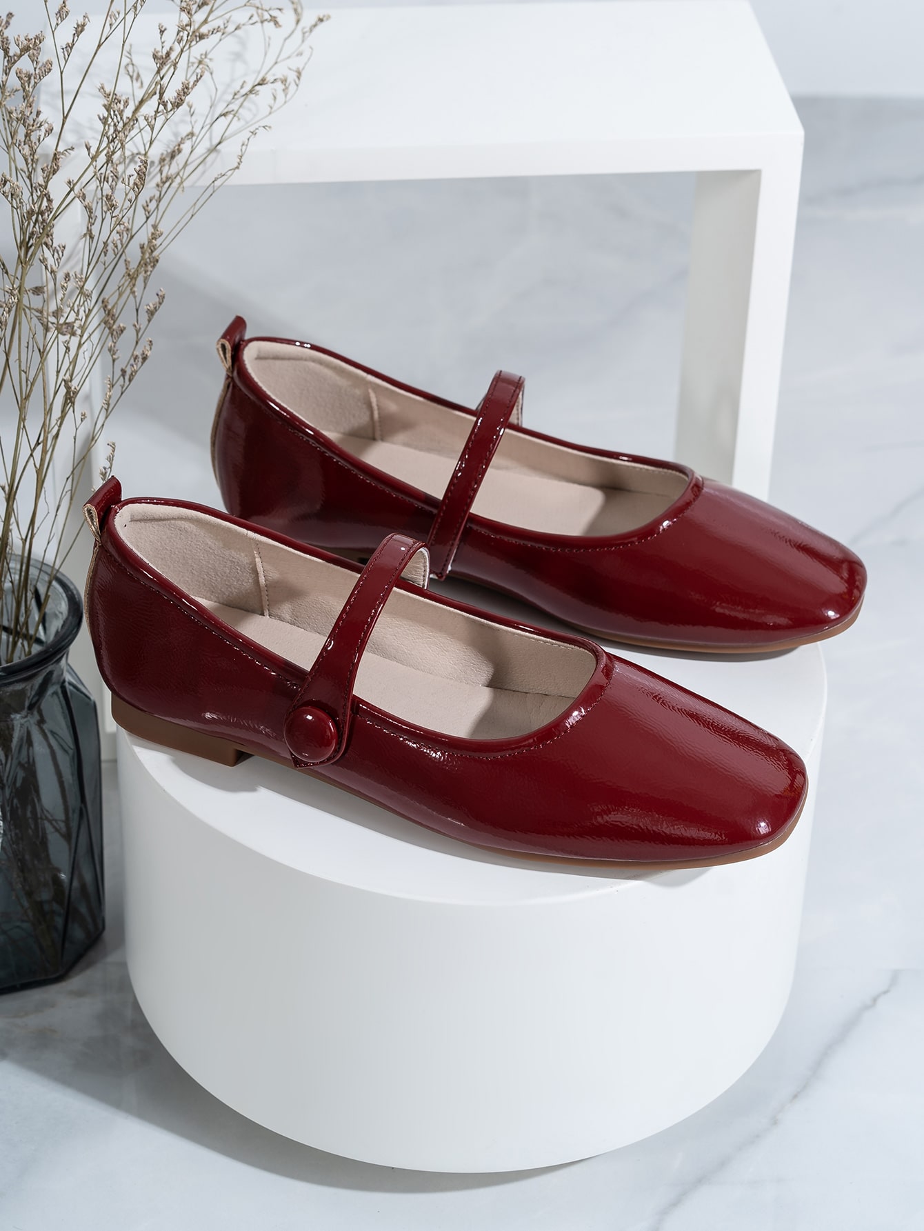 In Burgundy Women Flats