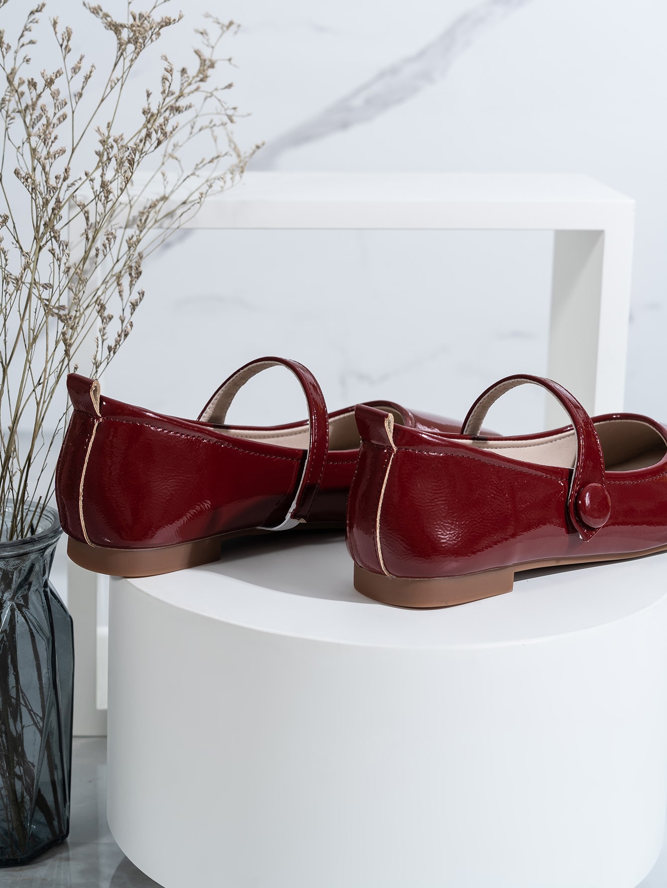 In Burgundy Women Flats