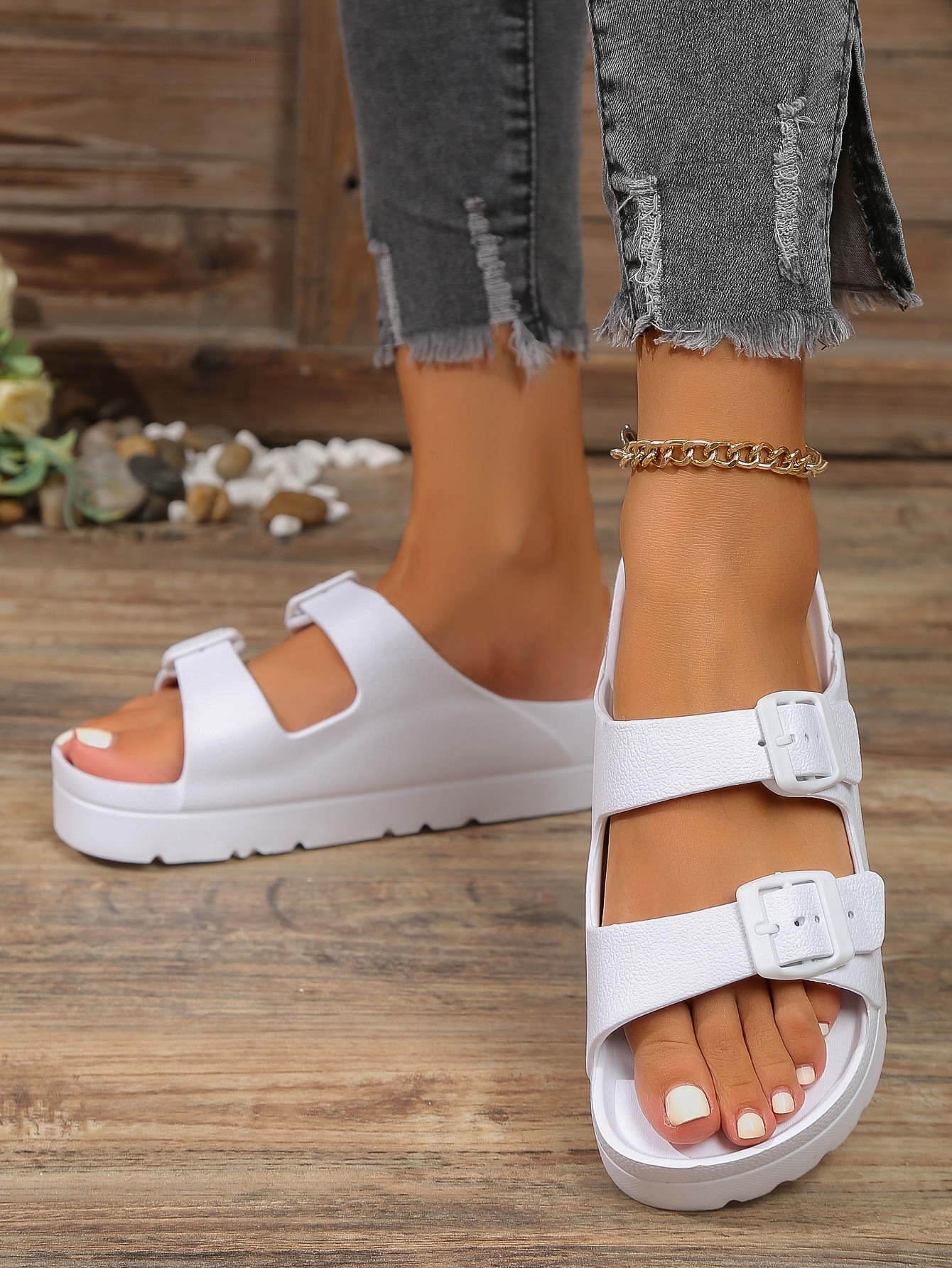 In White Women Flat Sandals