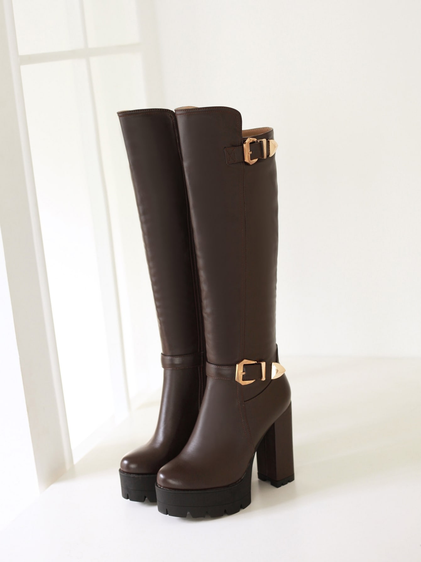 In Brown Women Mid-Calf Boots