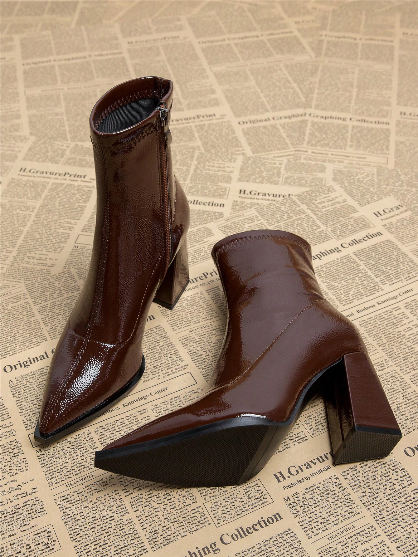 In Burgundy Women Fashion Boots