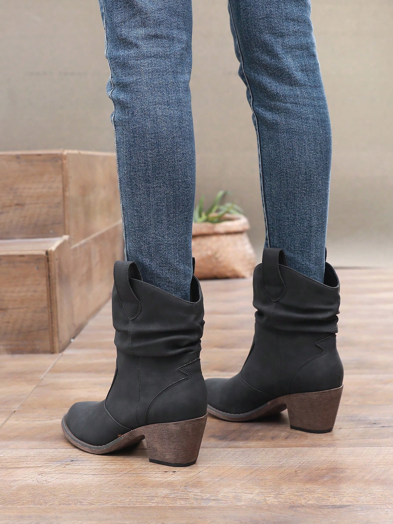 In Black and White Women Ankle Boots & Booties