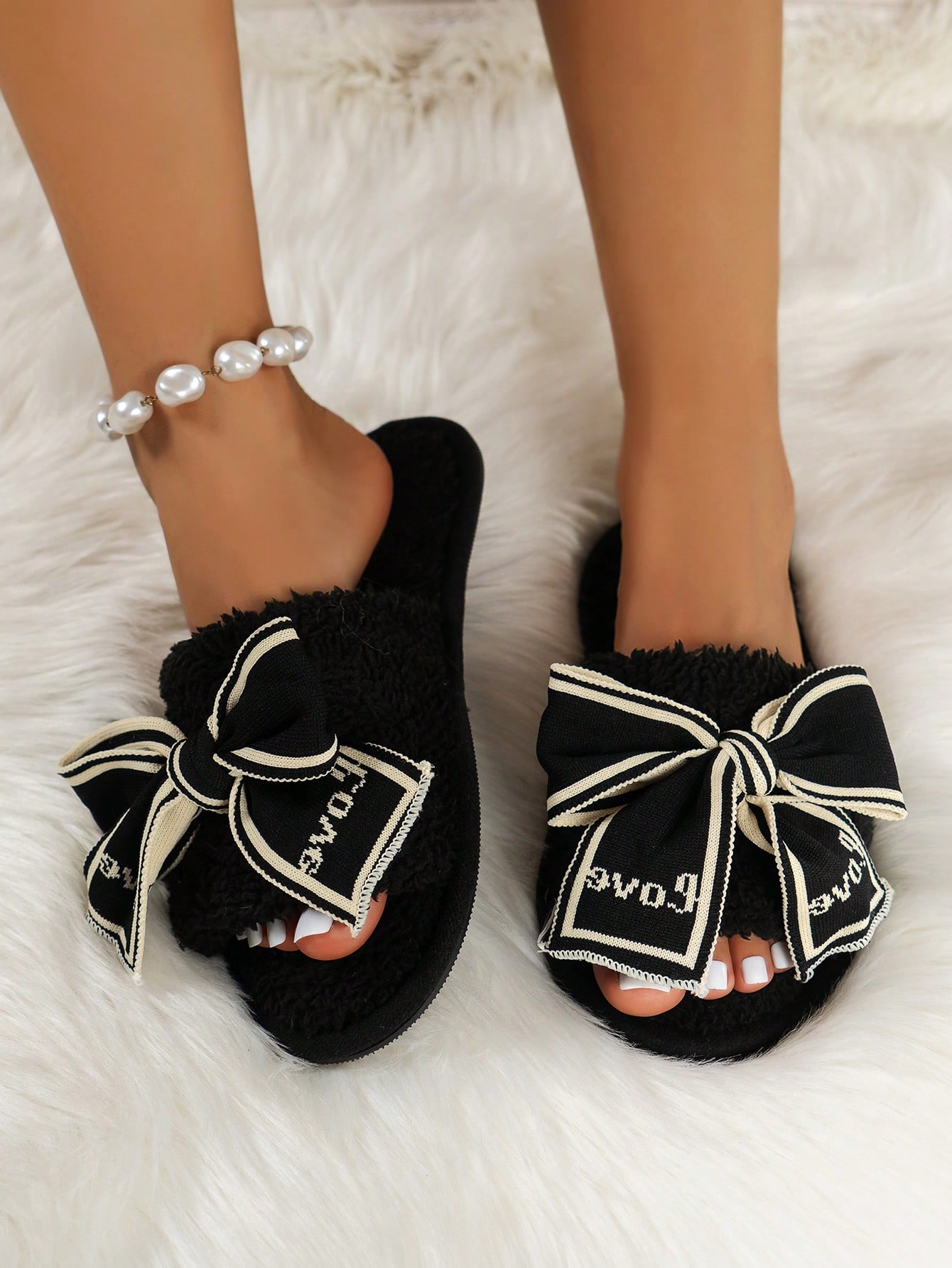 In Black Women Home Slippers