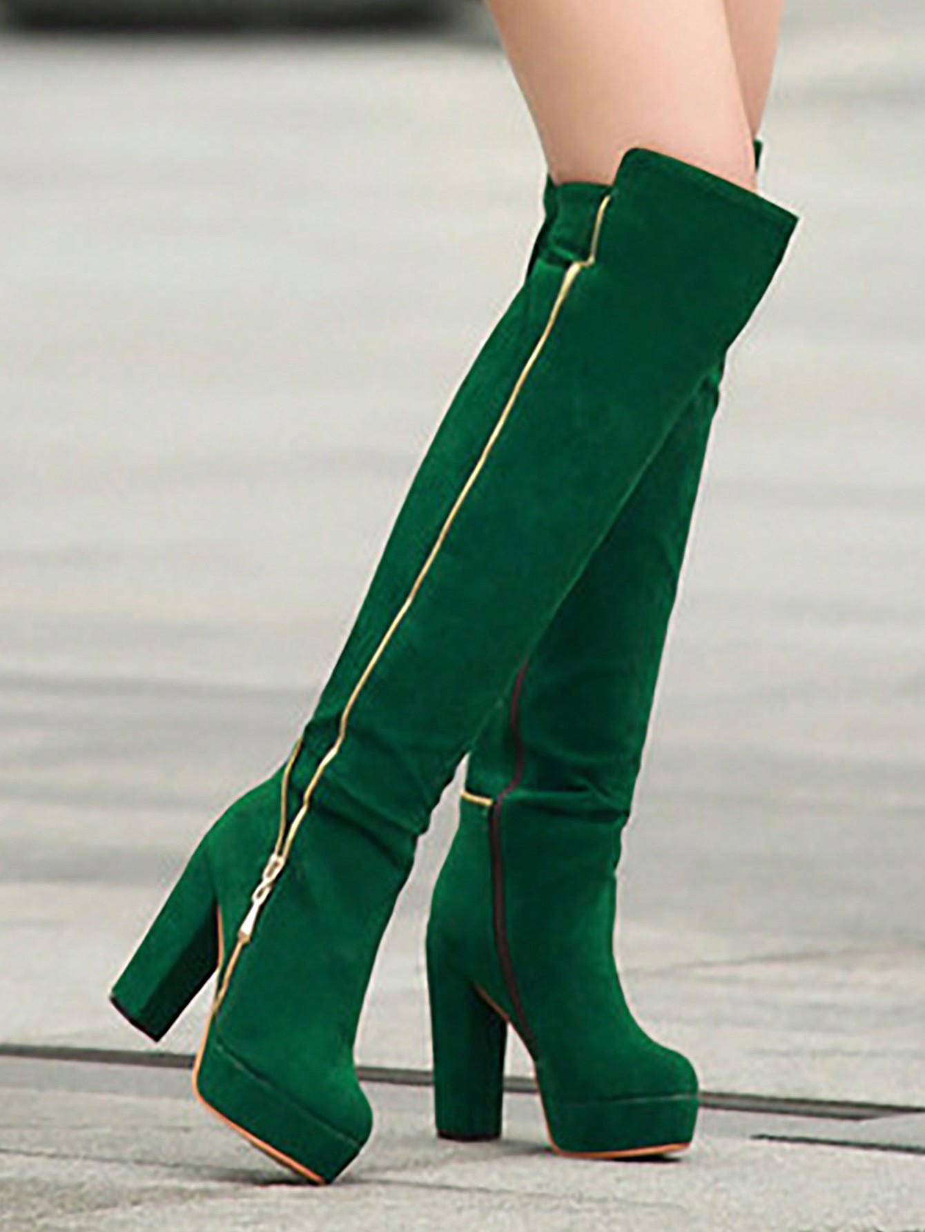 In Green Women Fashion Boots