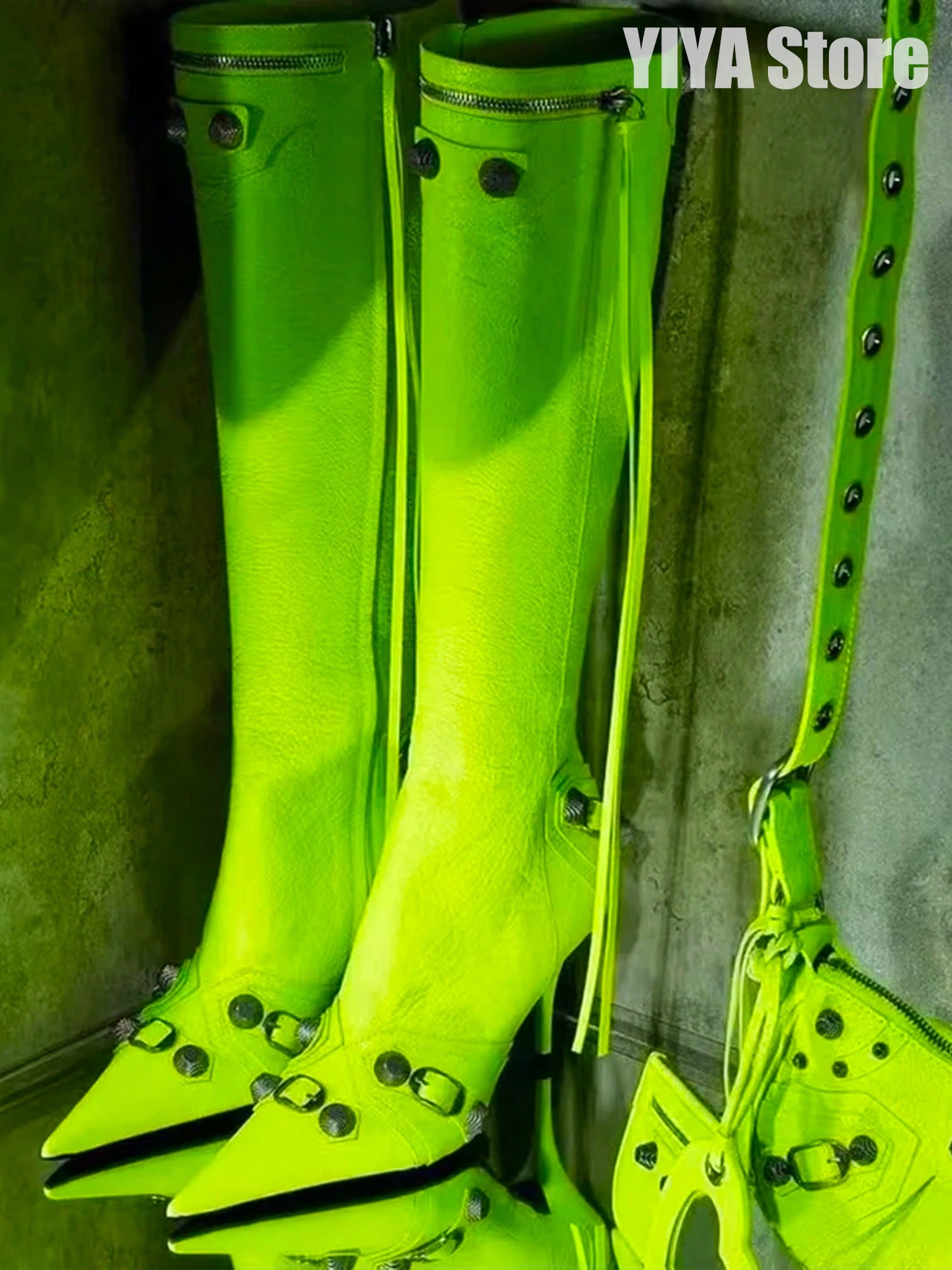 In Green Women Fashion Boots