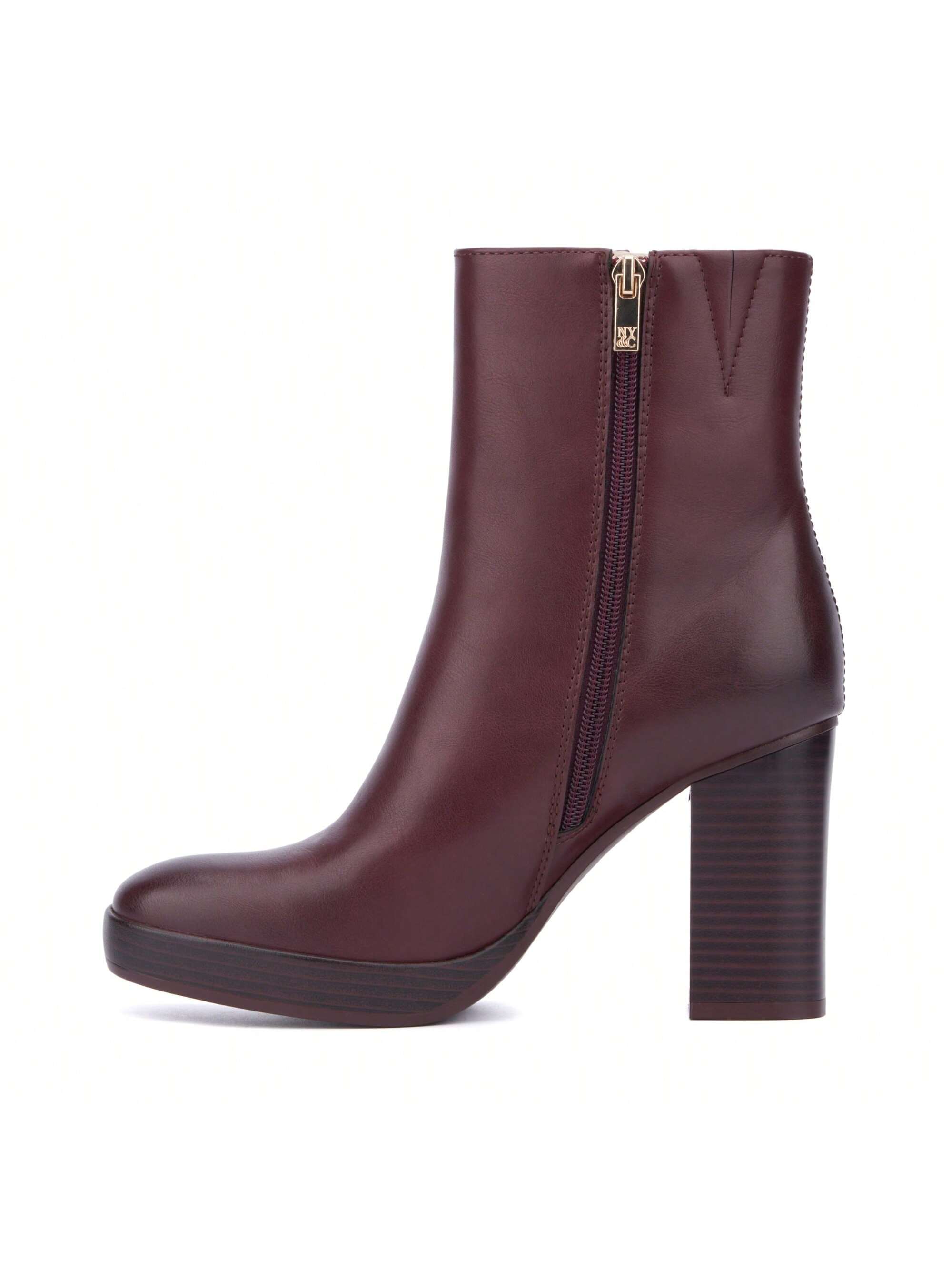 In Burgundy Women Fashion Boots