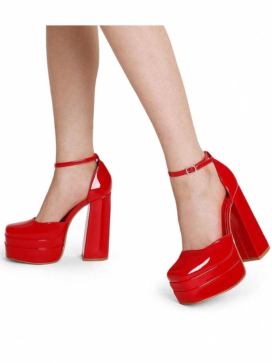 In Red Women Pumps