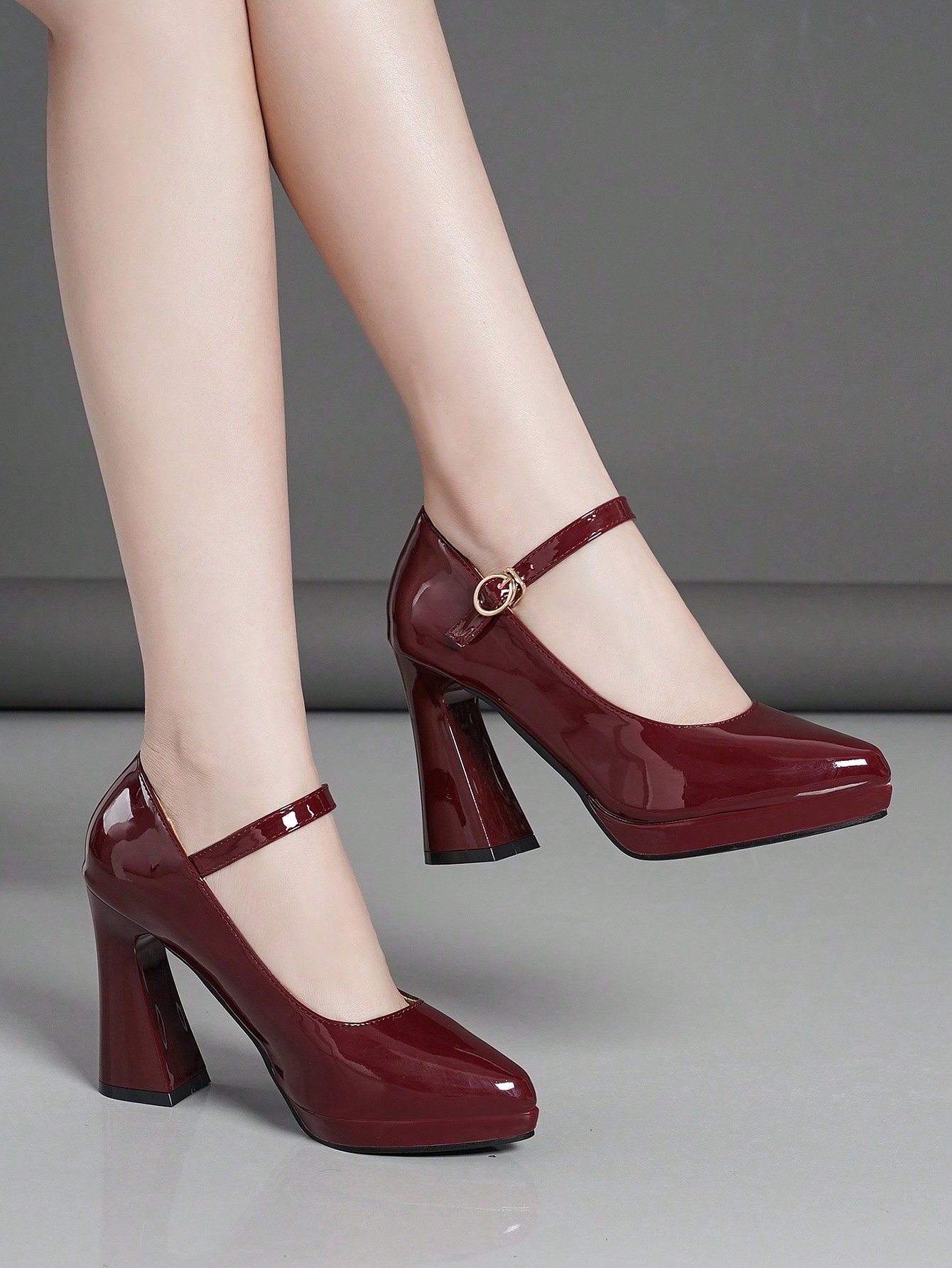 In Burgundy Women Pumps