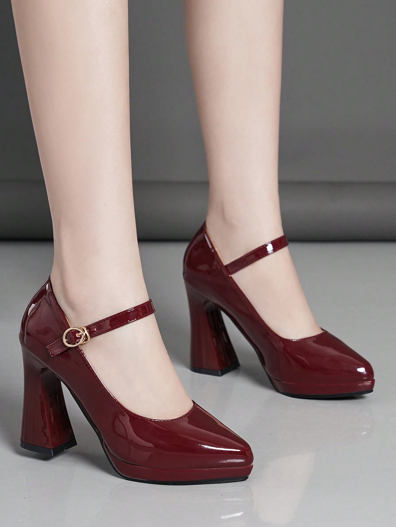 In Burgundy Women Pumps